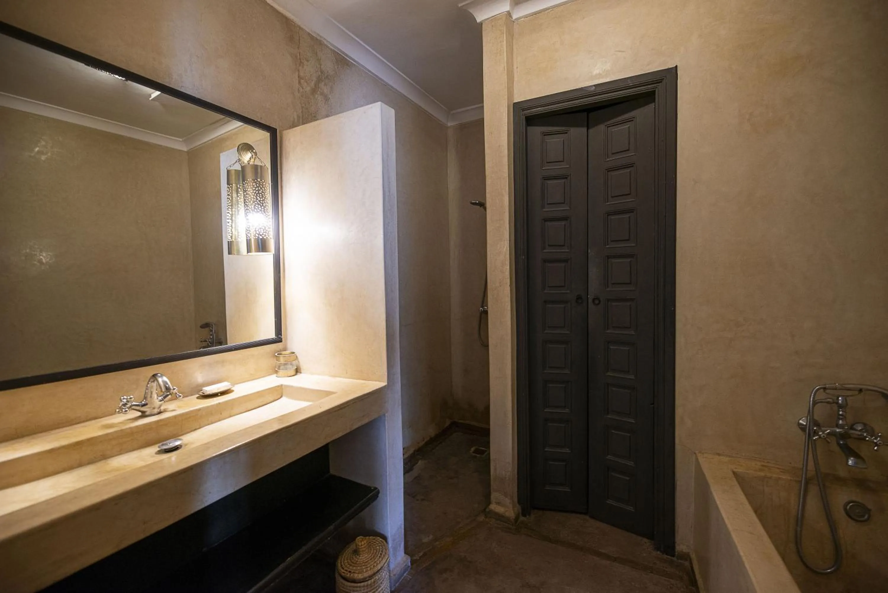 Riad 64 Maison D'hôtes & Spa