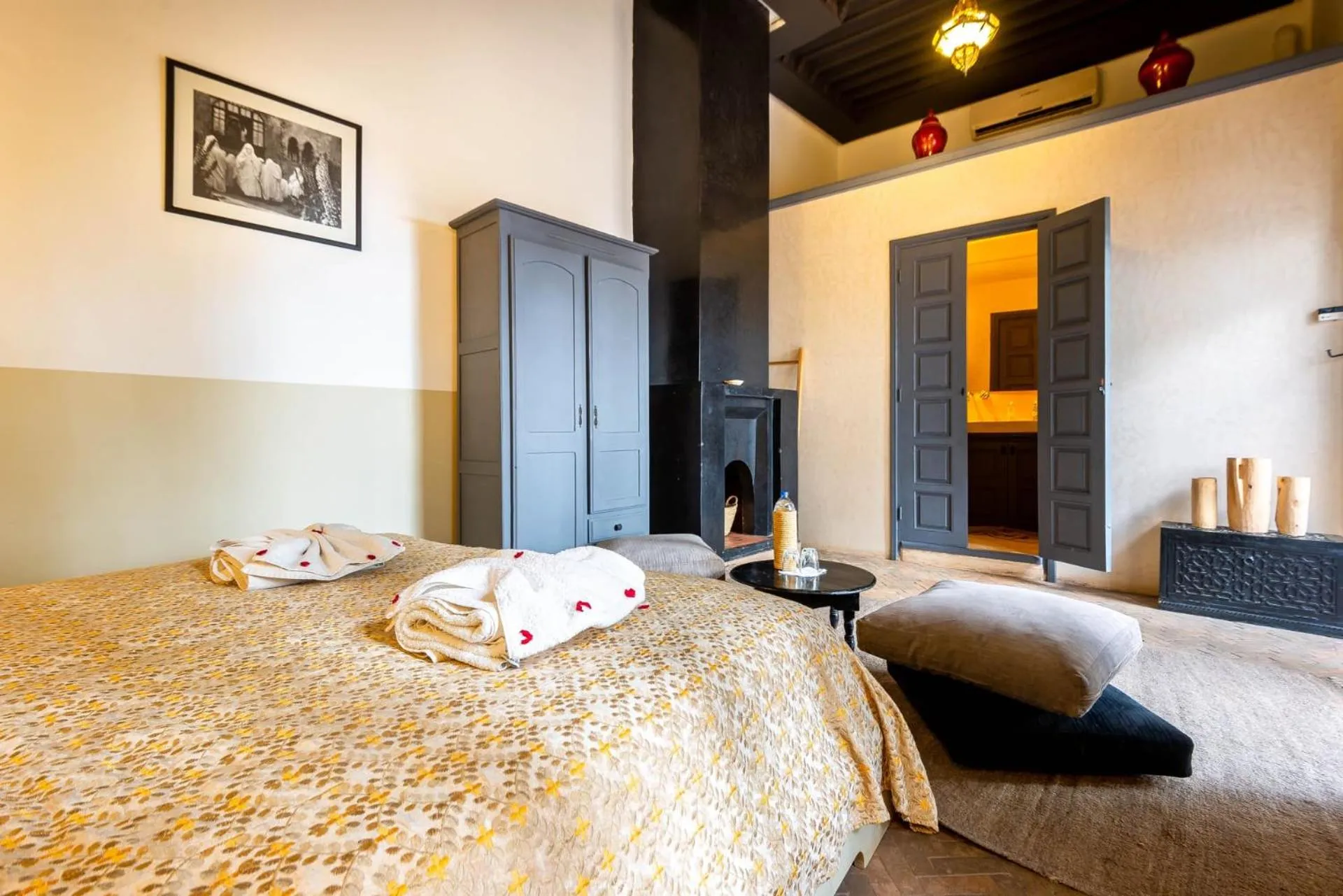 Photo of the whole room, Bed in Riad 64 Maison D'hôtes & Spa