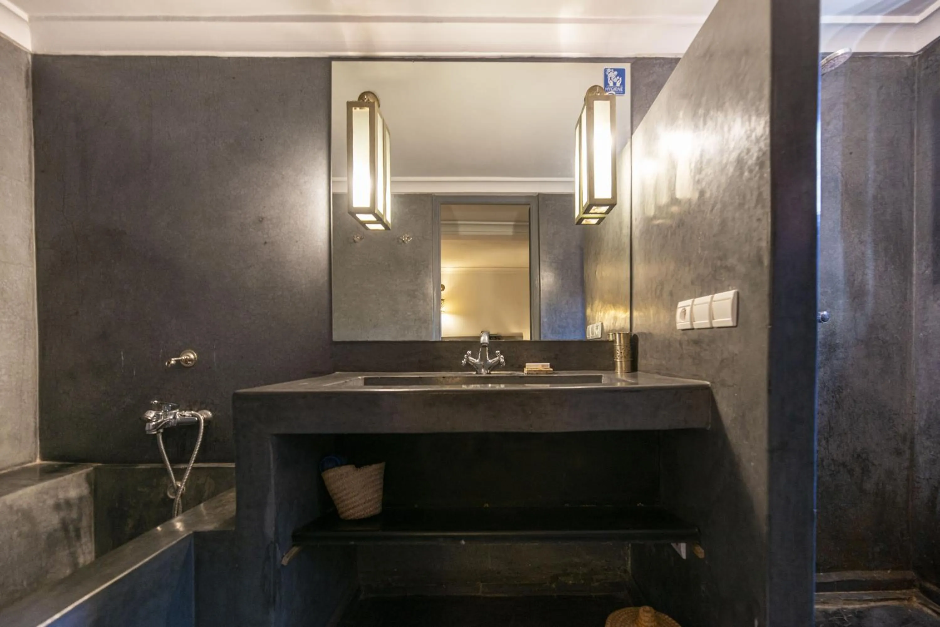 Riad 64 Maison D'hôtes & Spa