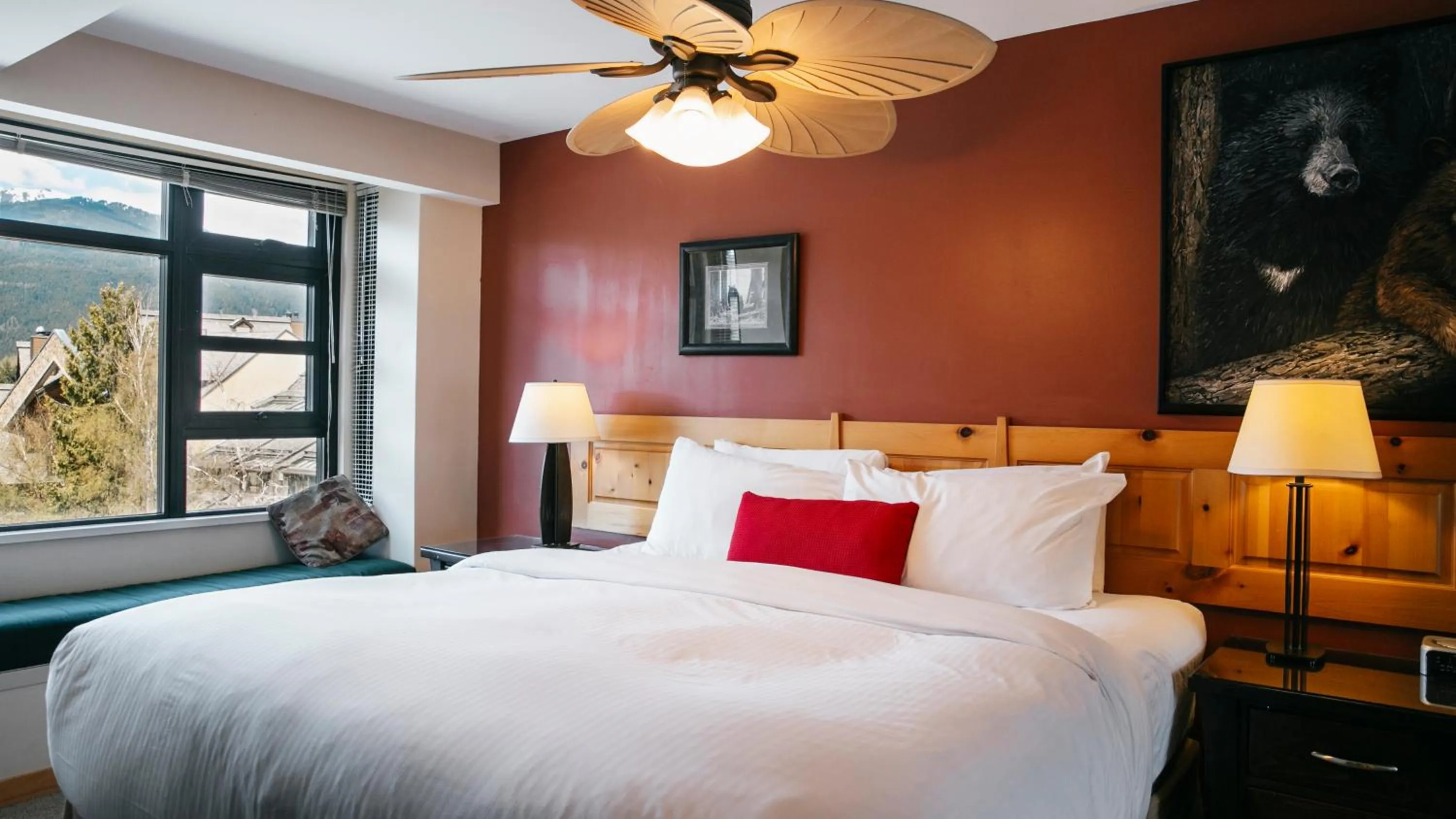 Bed in Carleton Lodge