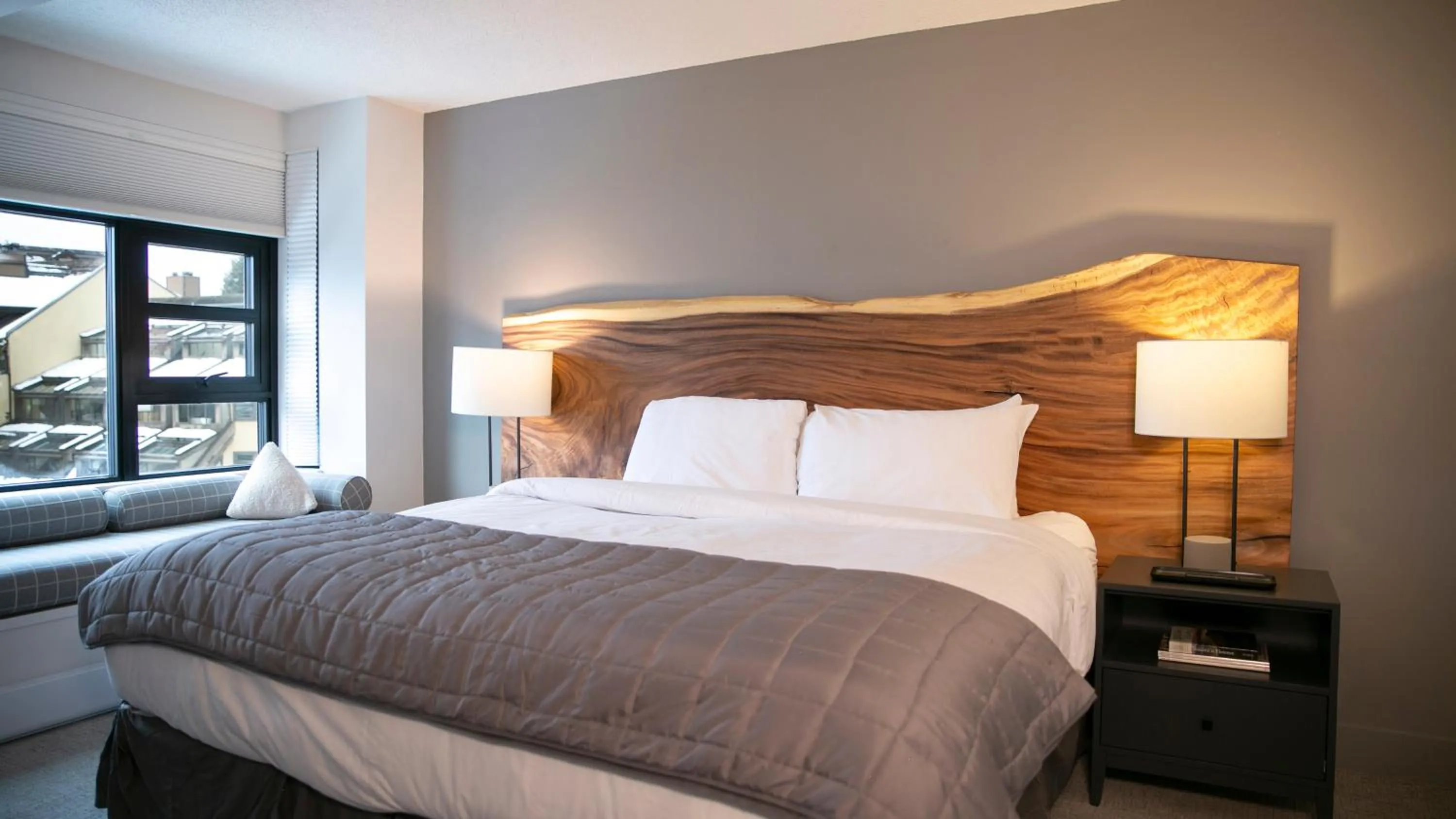 View (from property/room), Bed in Carleton Lodge