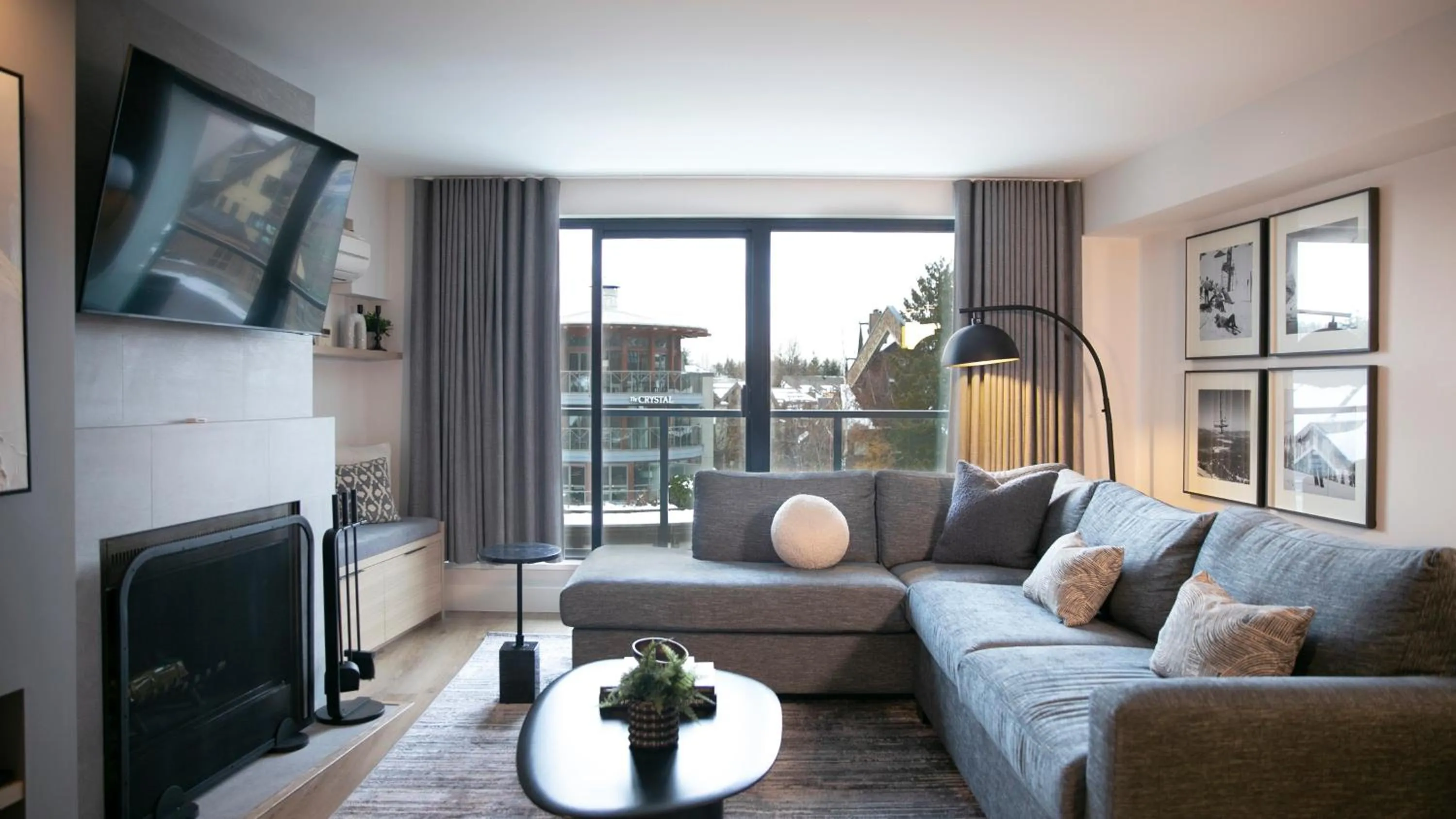 TV and multimedia in Carleton Lodge