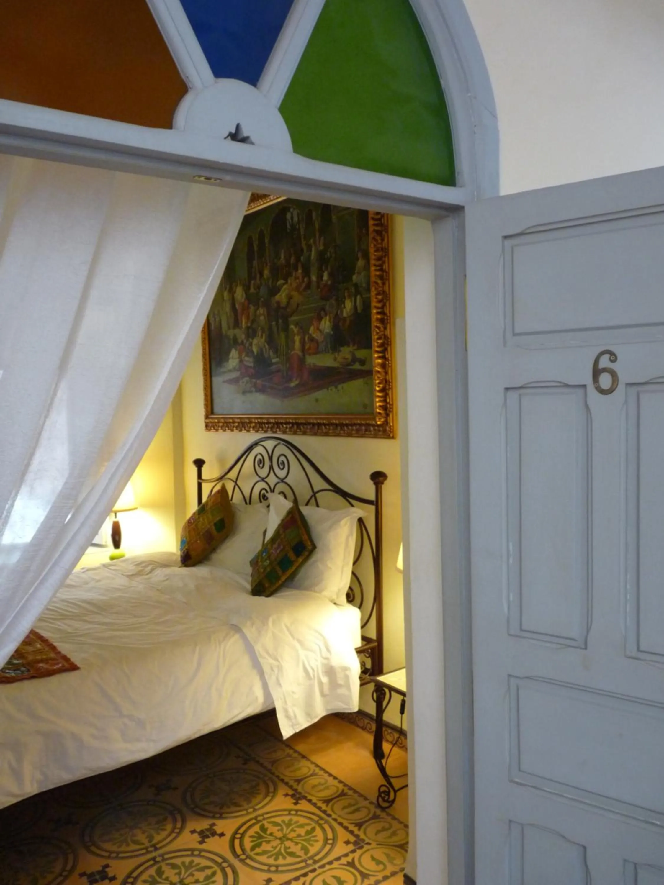 Photo of the whole room, Bed in Riad Noos Noos & Spa