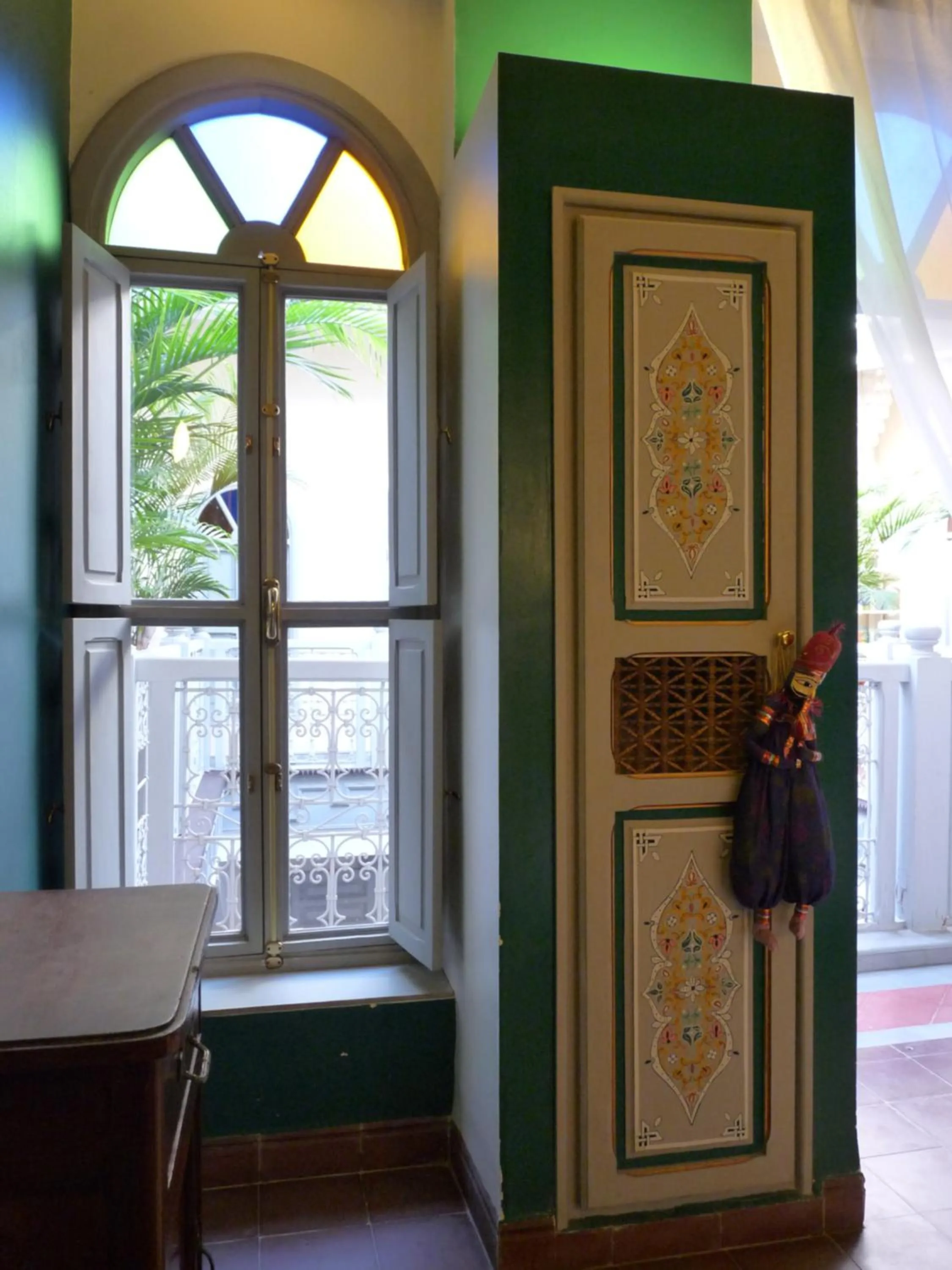 Decorative detail in Riad Noos Noos & Spa