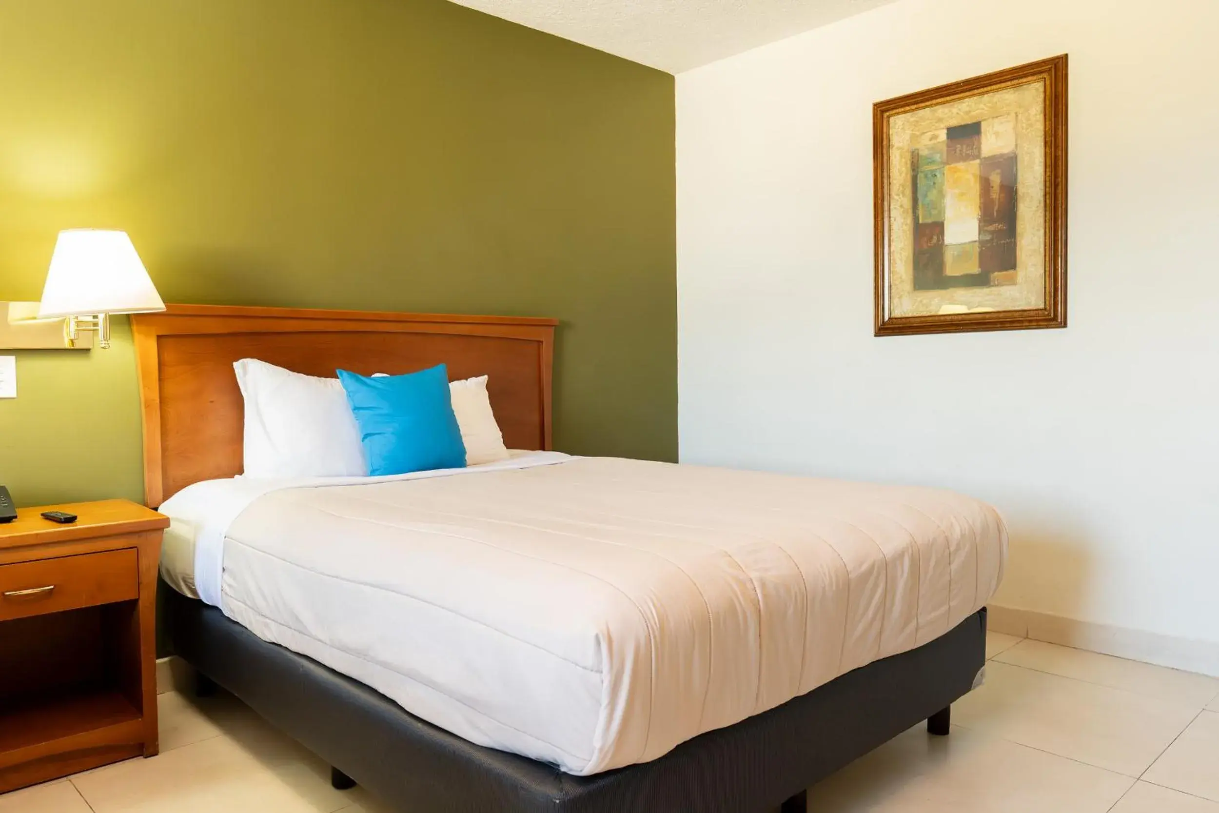 Bed in Baja Inn Hoteles La Mesa Bed in Baja Inn Hoteles La Mesa