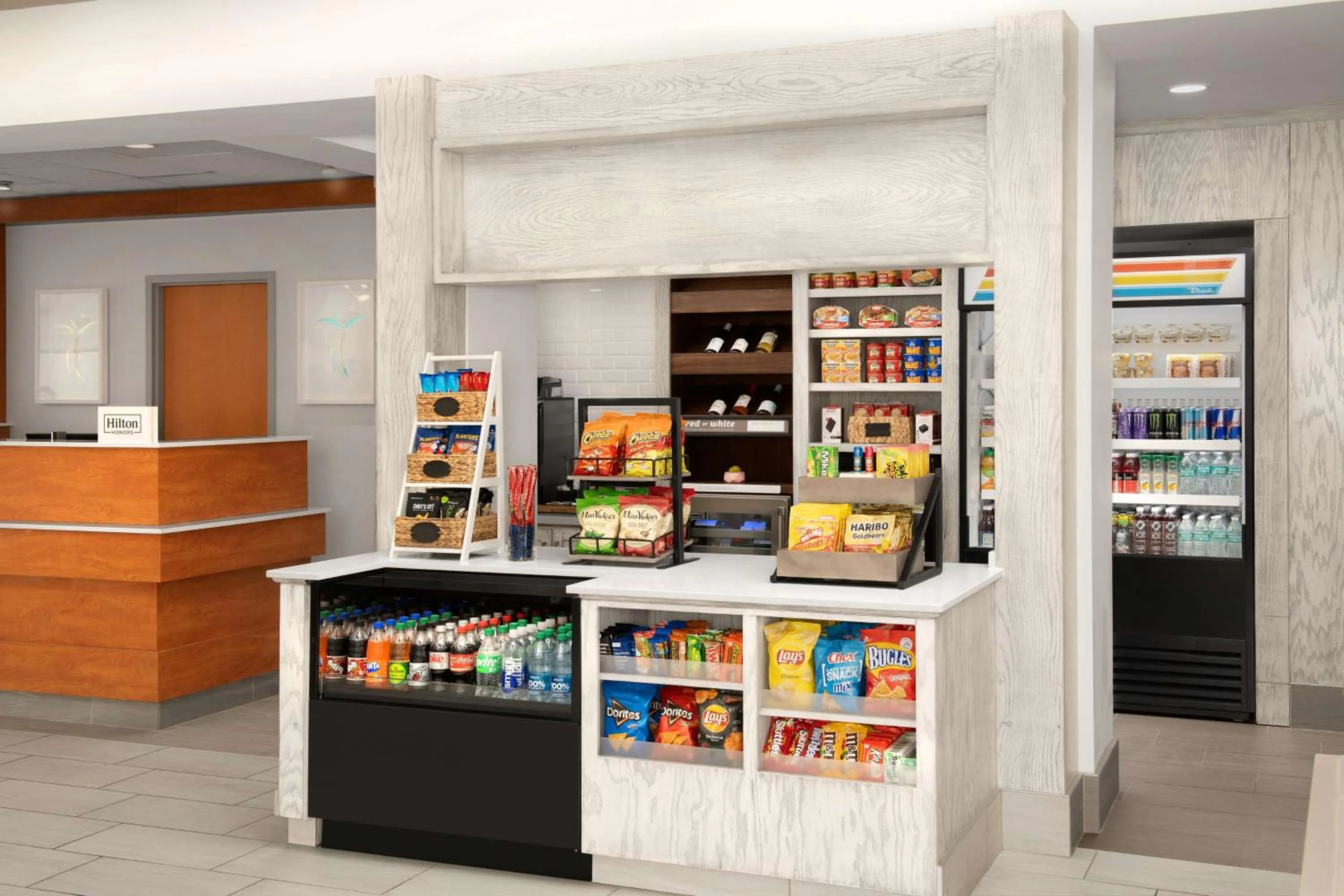 Restaurant/places to eat in Hilton Garden Inn Solomons