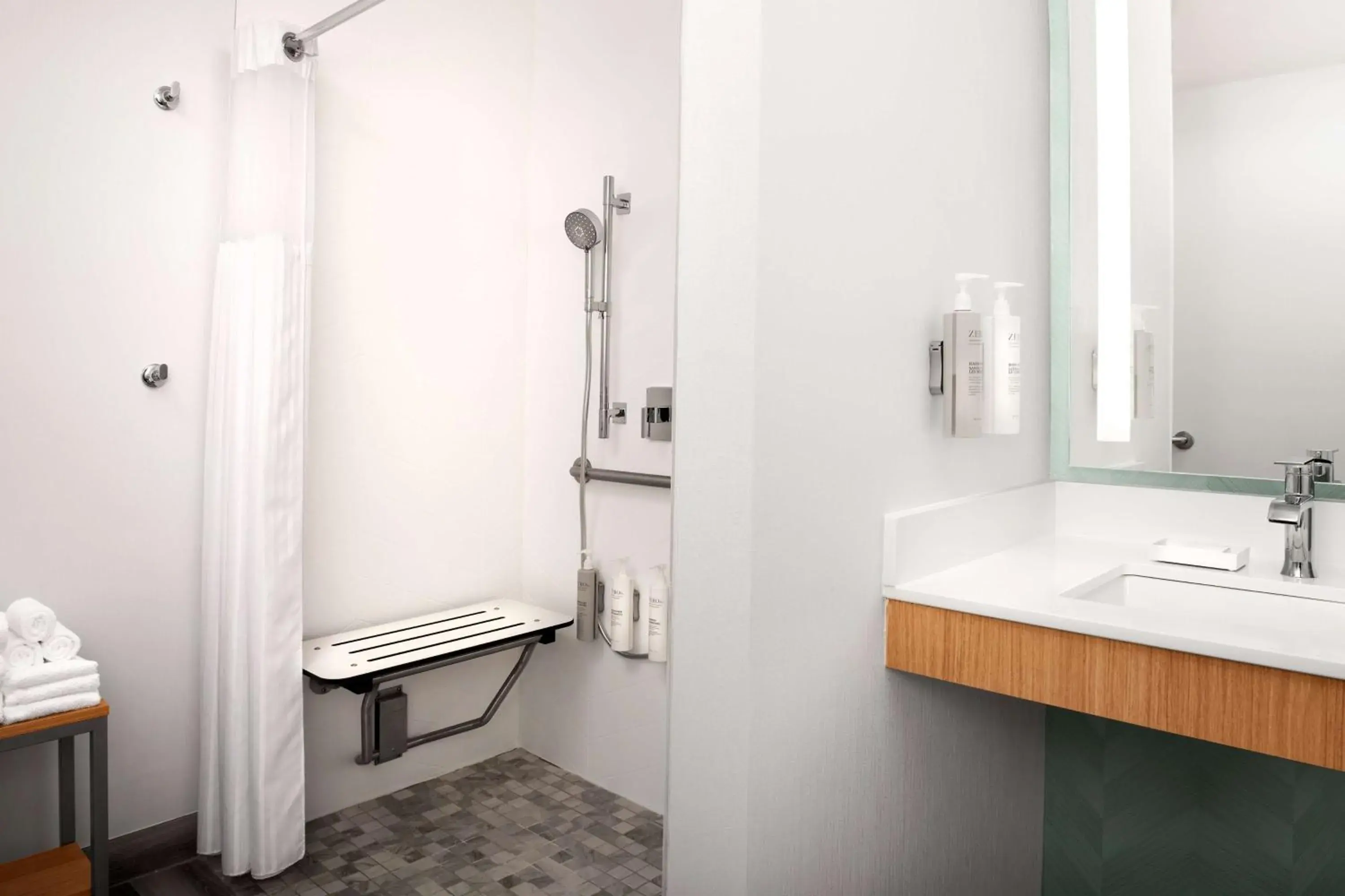 Photo of the whole room in Hilton Garden Inn Solomons Photo of the whole room in Hilton Garden Inn Solomons