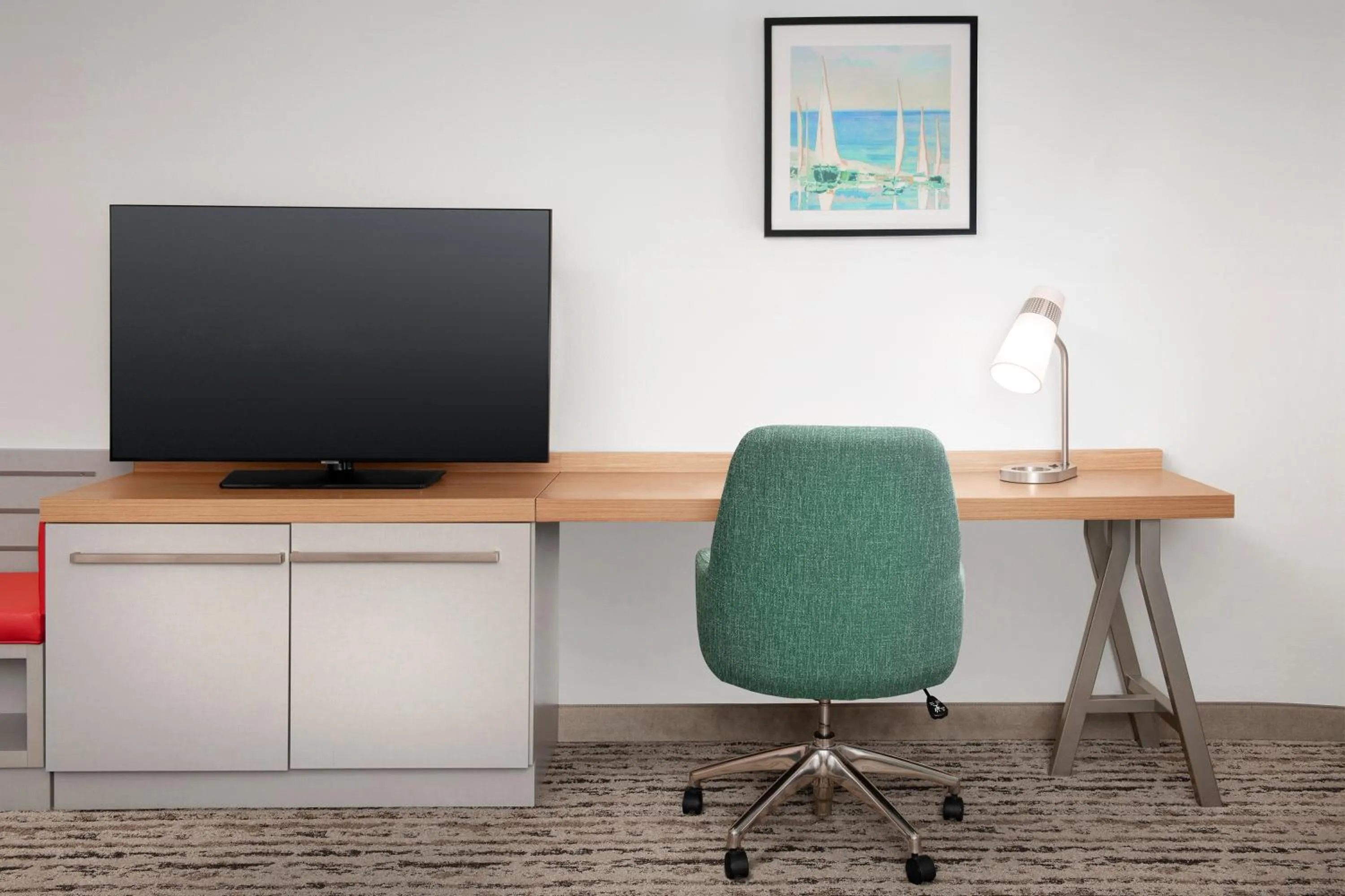 Photo of the whole room in Hilton Garden Inn Solomons