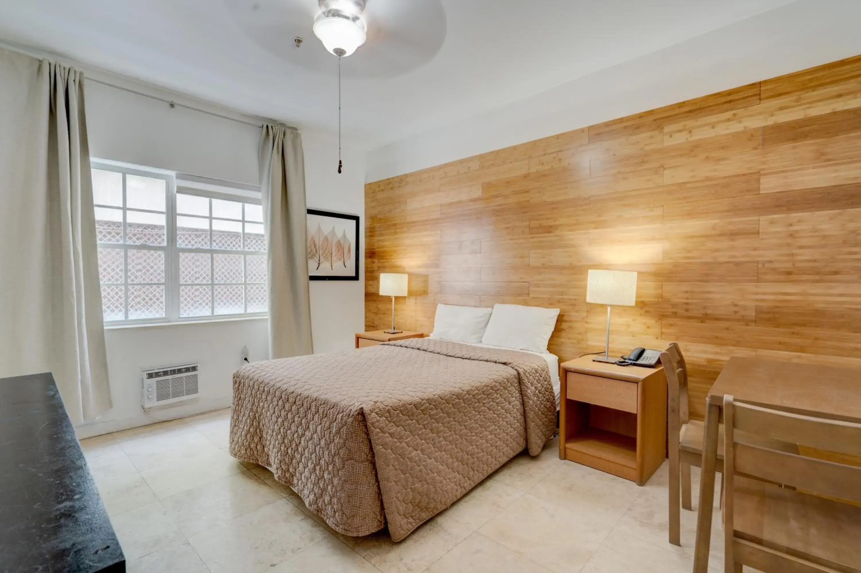 Bed in James Hotel Bed in James Hotel