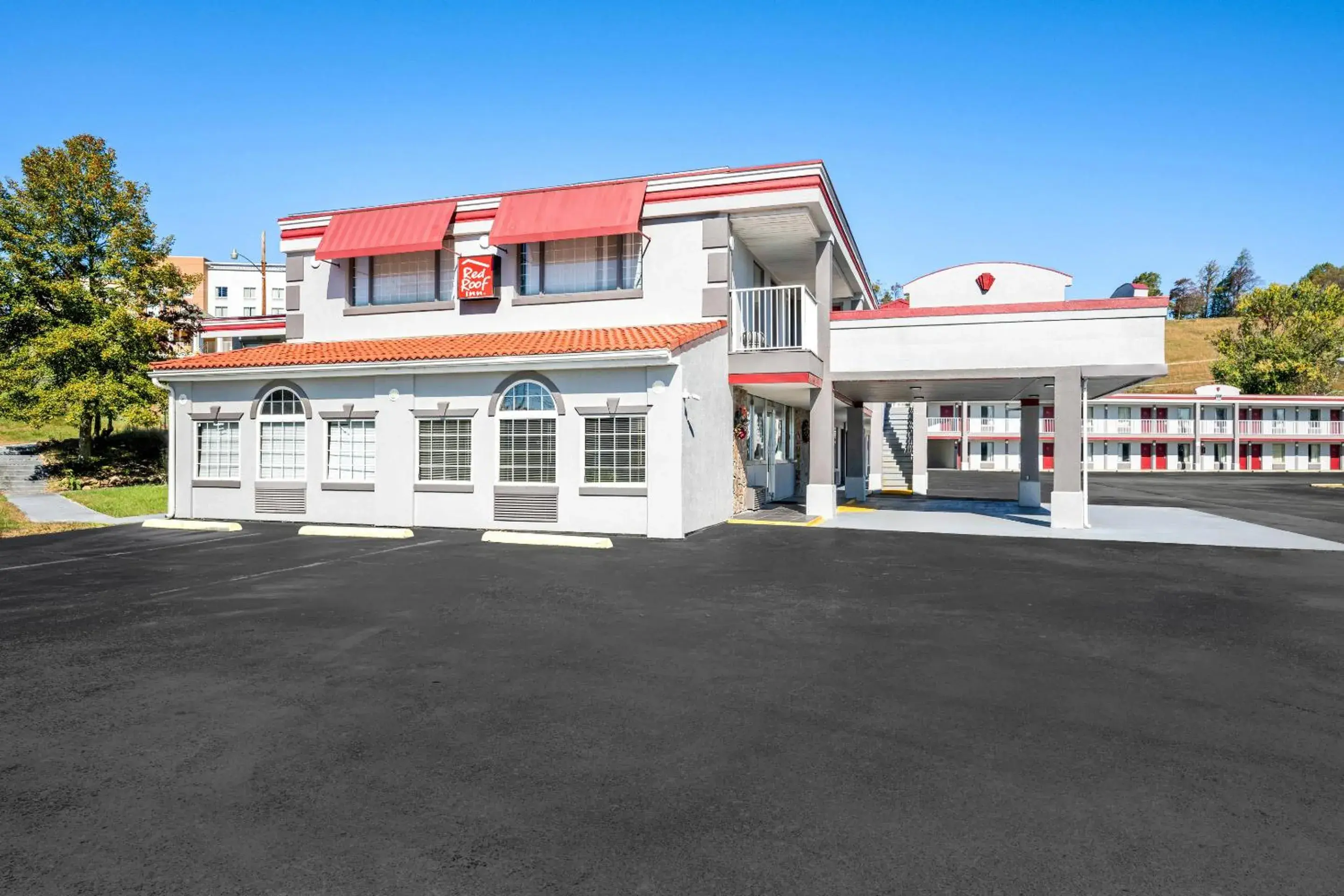 Property building in Red Roof Inn Abingdon Property building in Red Roof Inn Abingdon