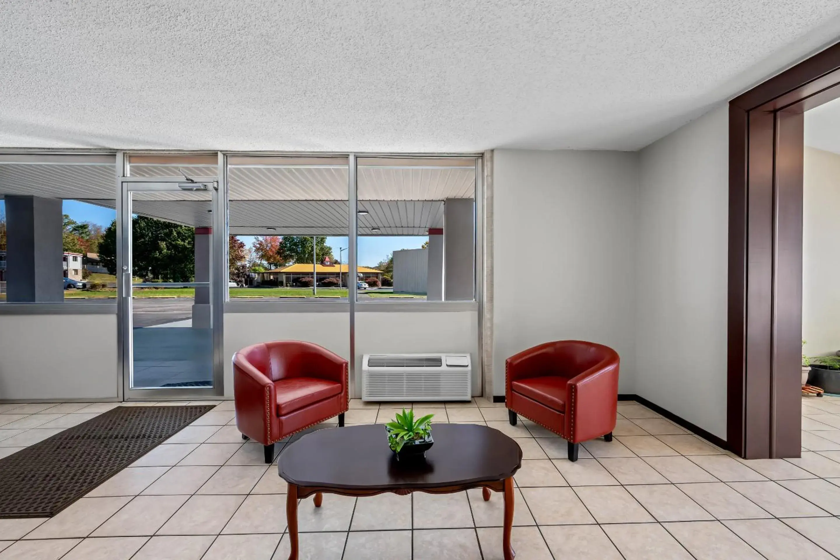 Lobby or reception in Red Roof Inn Abingdon Lobby or reception in Red Roof Inn Abingdon