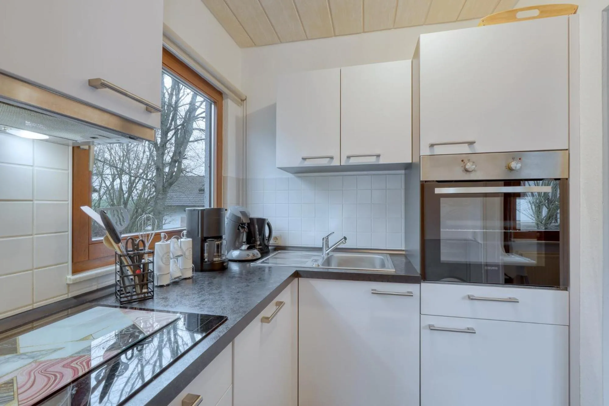 Coffee/tea facilities in Seepark Kirchheim Ferienhaus bei Diane mit Sauna