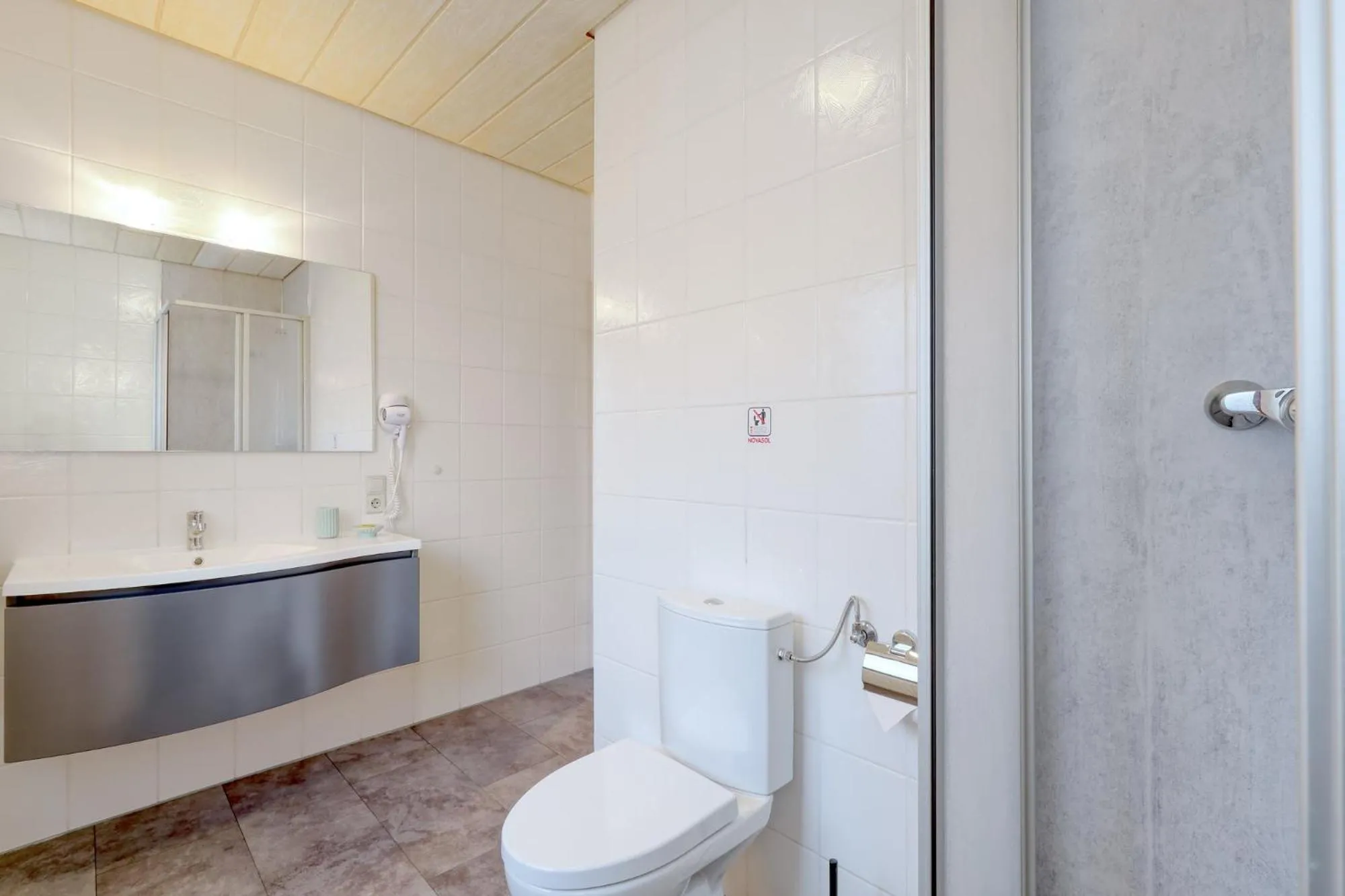 Shower in Seepark Kirchheim Ferienhaus bei Diane mit Sauna