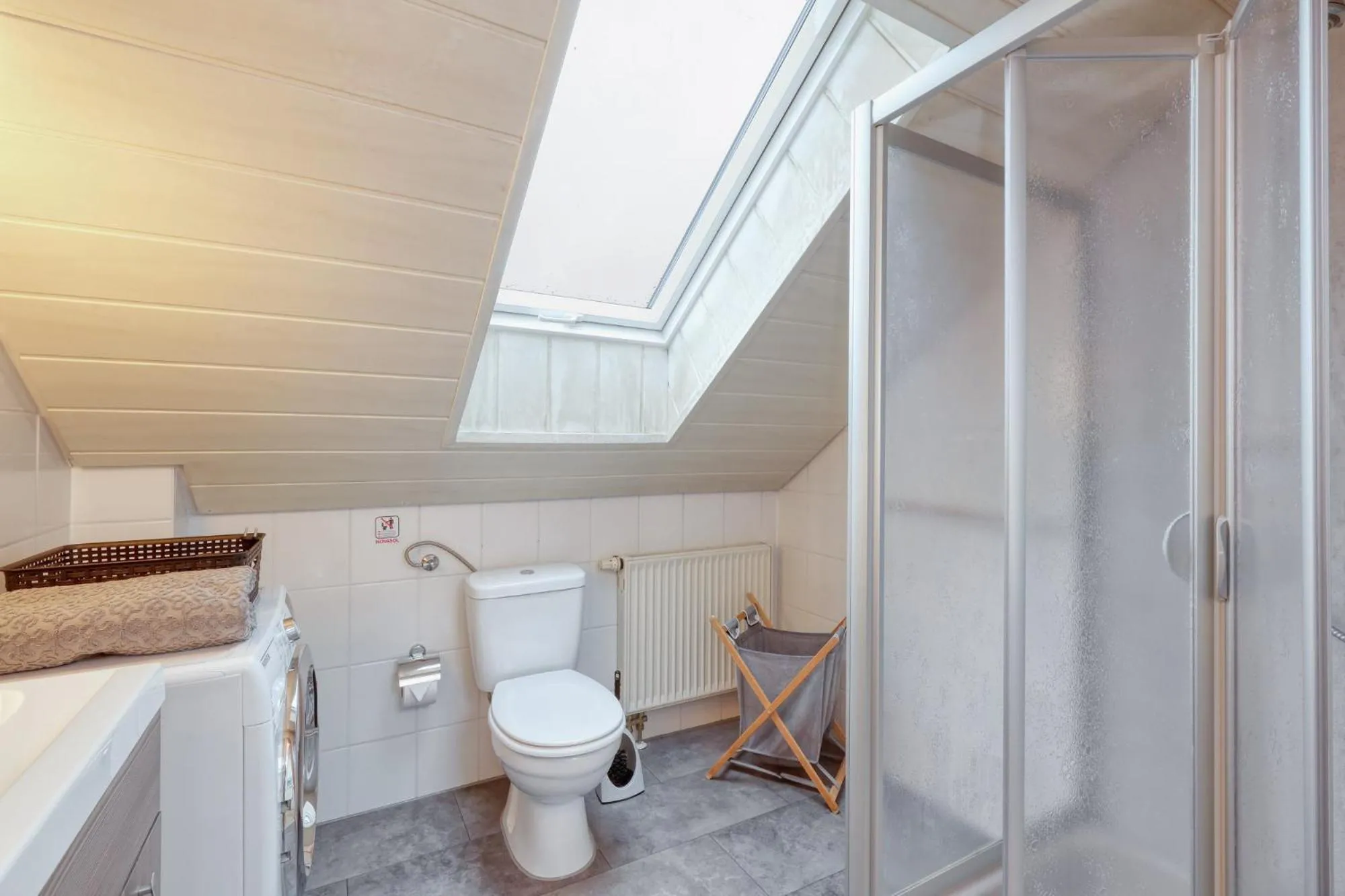Shower in Seepark Kirchheim Ferienhaus bei Diane mit Sauna