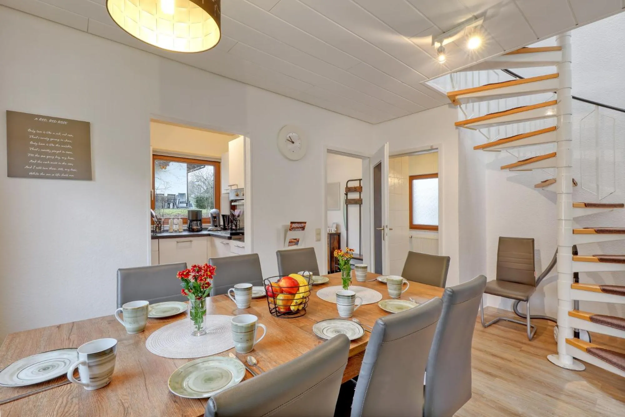 Dining area in Seepark Kirchheim Ferienhaus bei Diane mit Sauna
