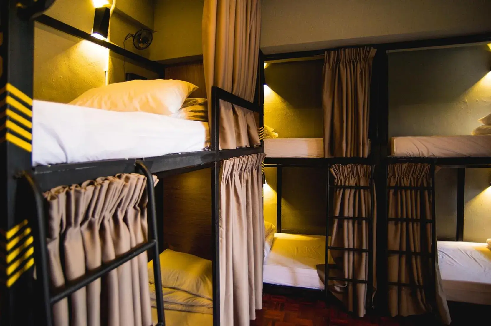 Bed in Traveller Bunker Hostel 1 Bed in Traveller Bunker Hostel 1