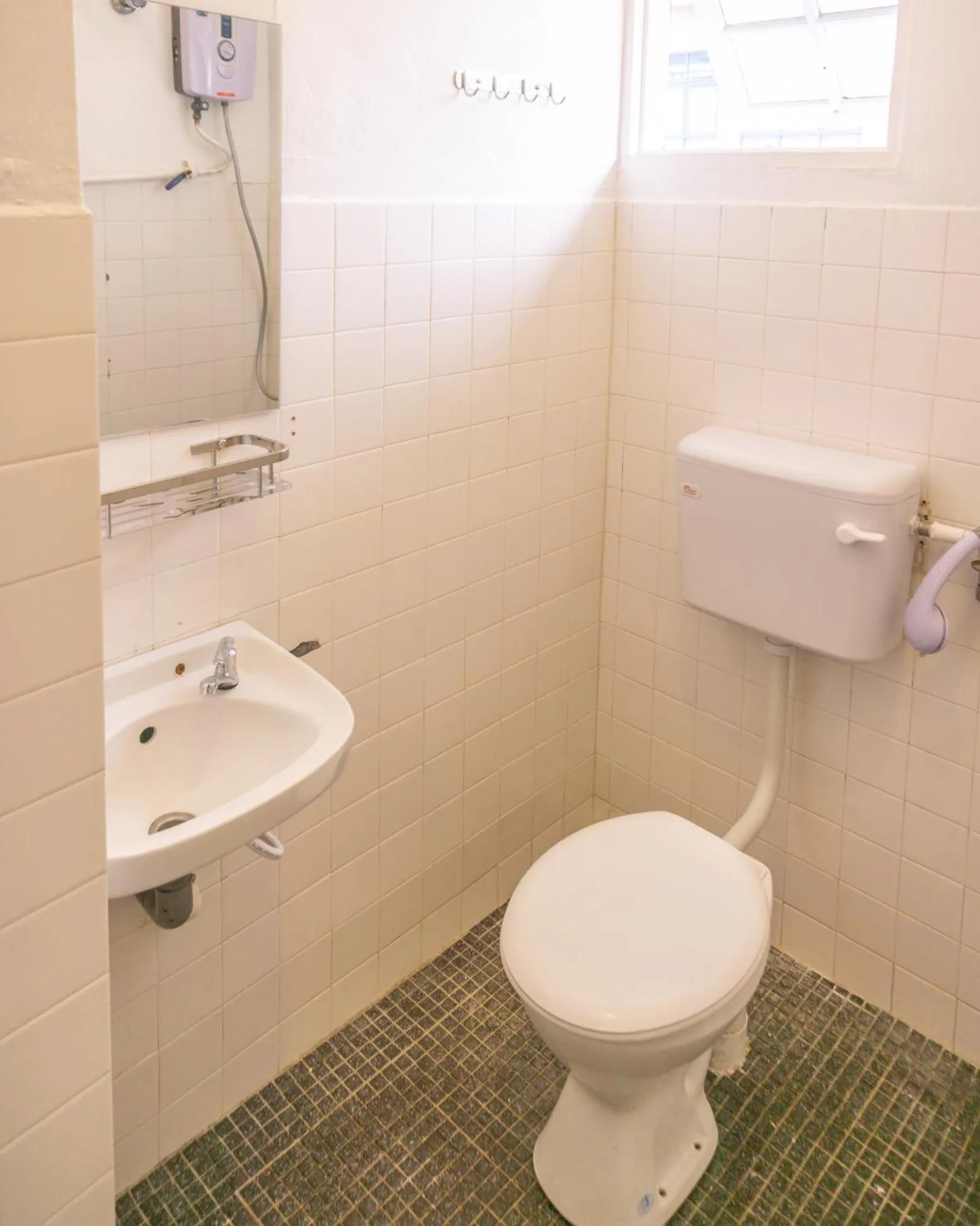 Traveller Bunker Hostel 1