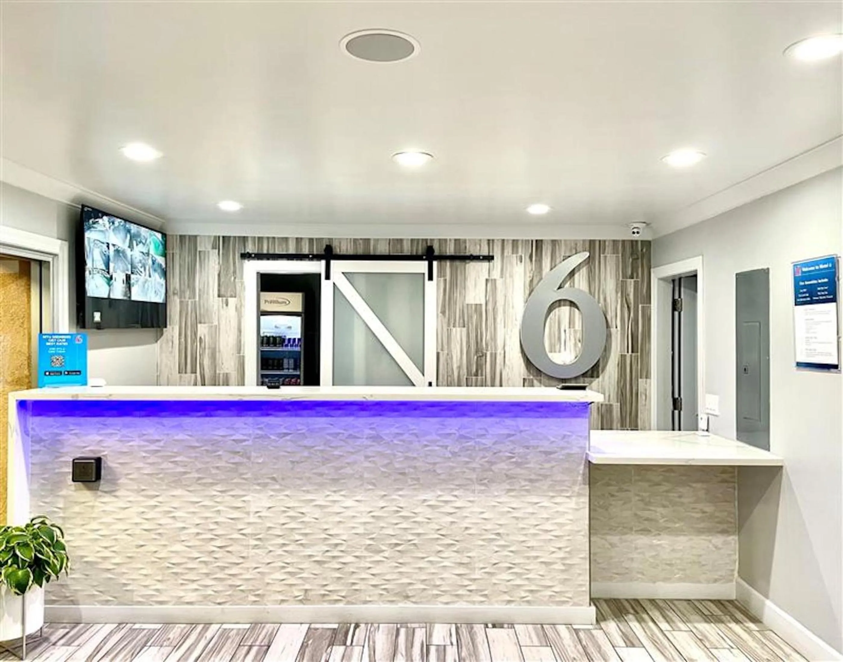 Lobby or reception in Motel 6 Yuba City, CA