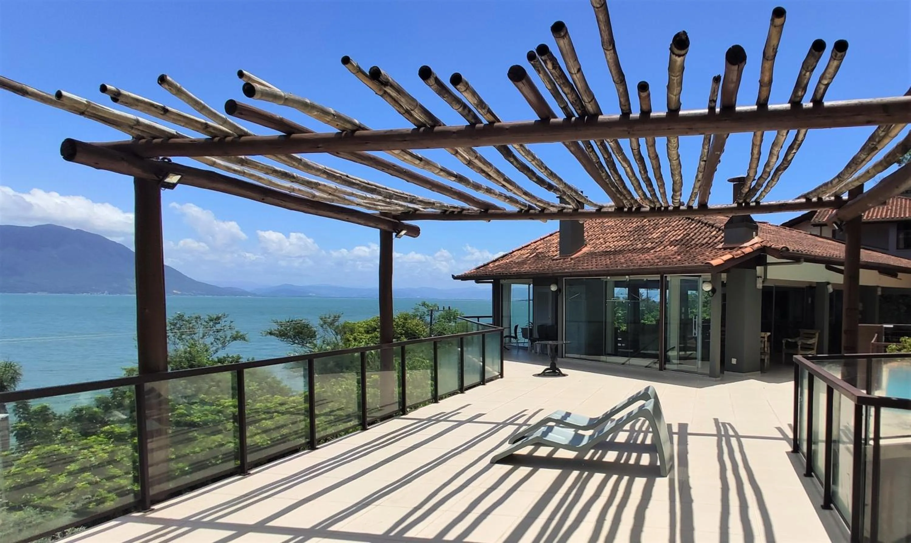 Swimming pool in Pousada Ecomar