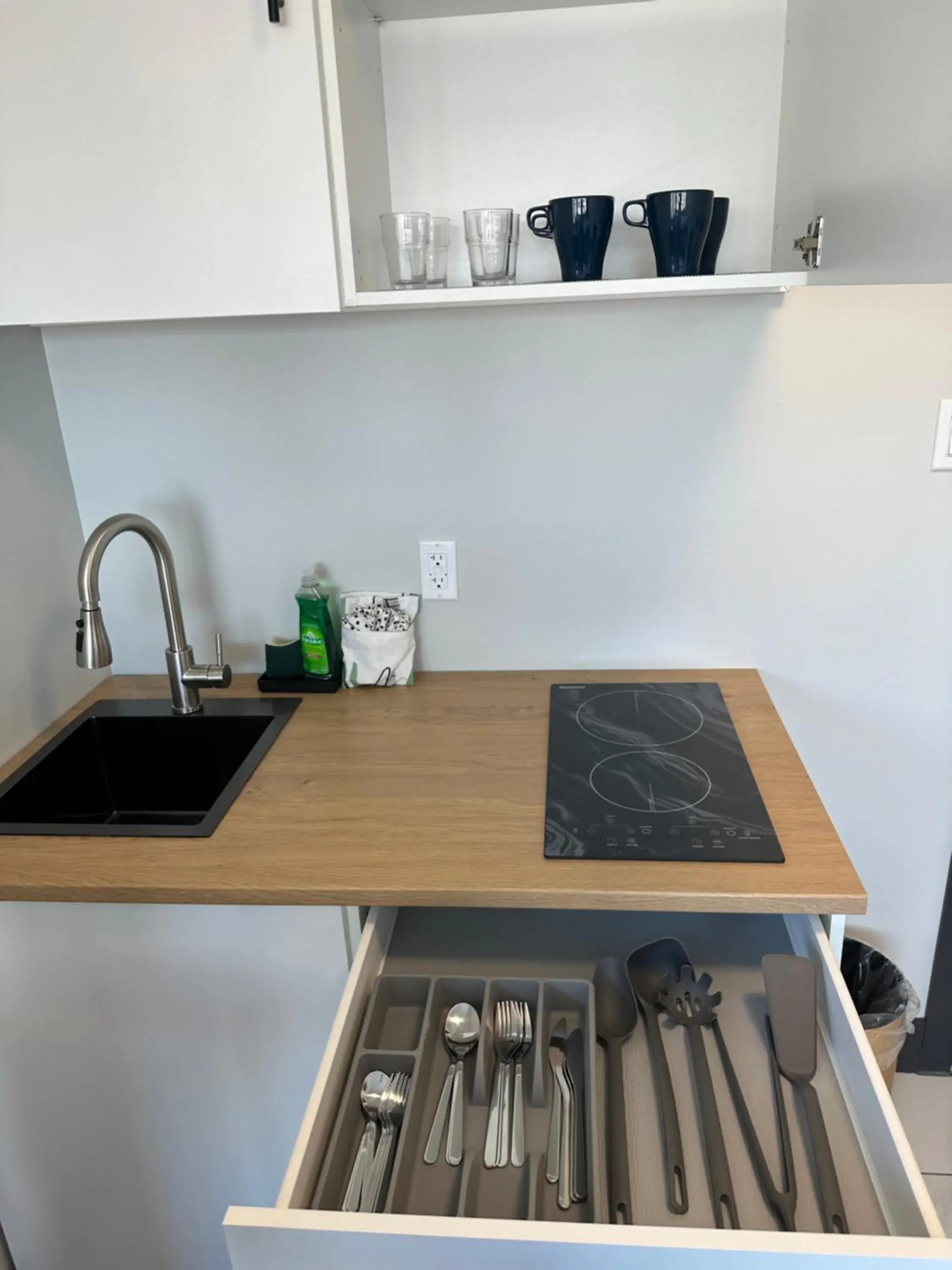 King Studio Suite with Kitchenette in Waterways, A Boutique Hotel King Studio Suite with Kitchenette in Waterways, A Boutique Hotel