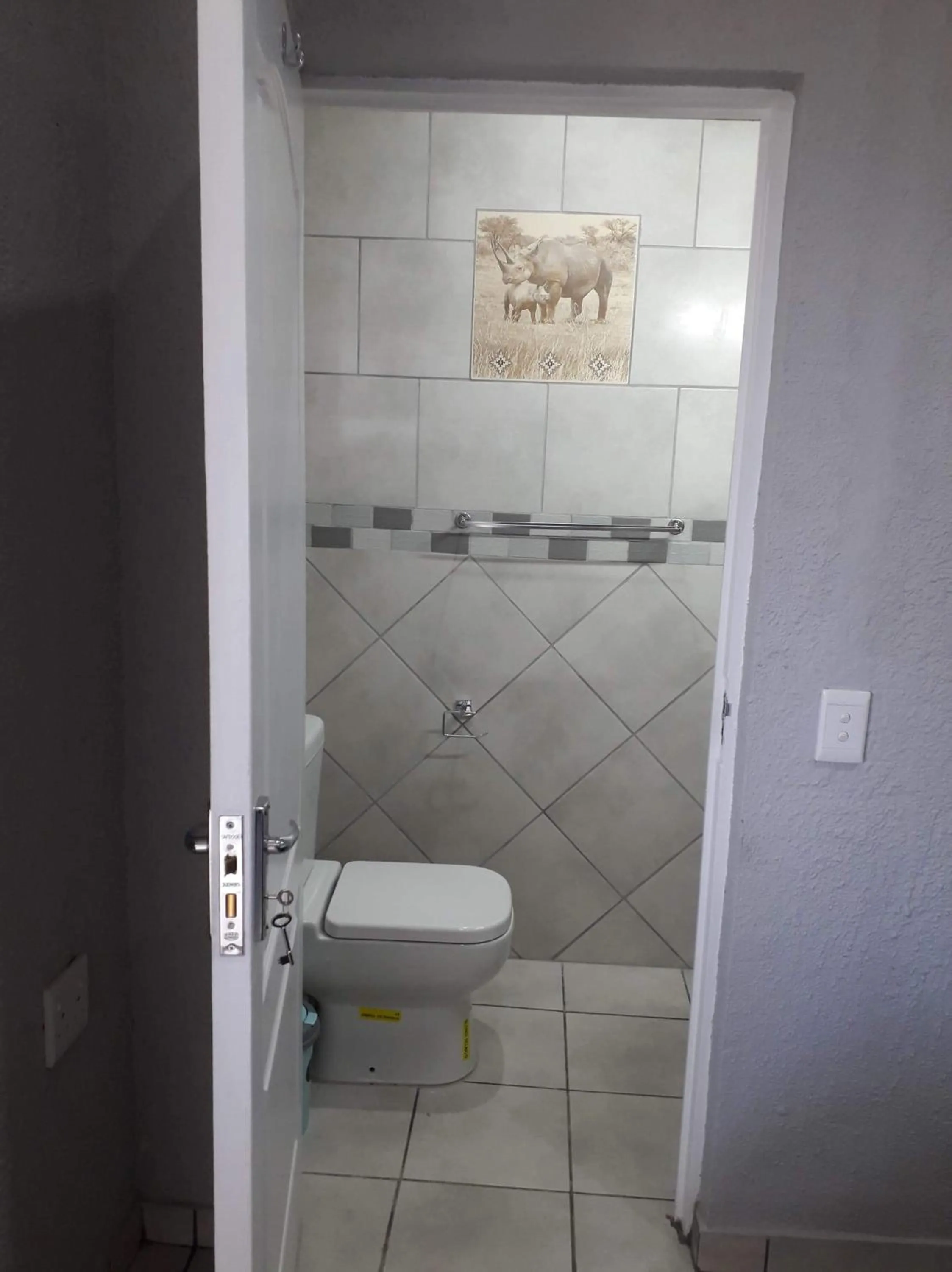 Bathroom in Song of the Whales