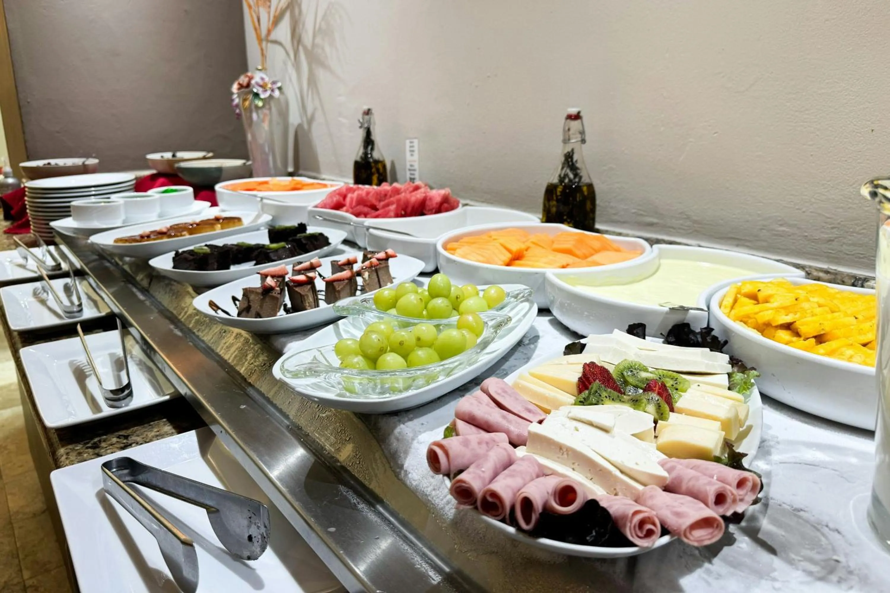 Breakfast in Courtyard by Marriott Villahermosa Tabasco