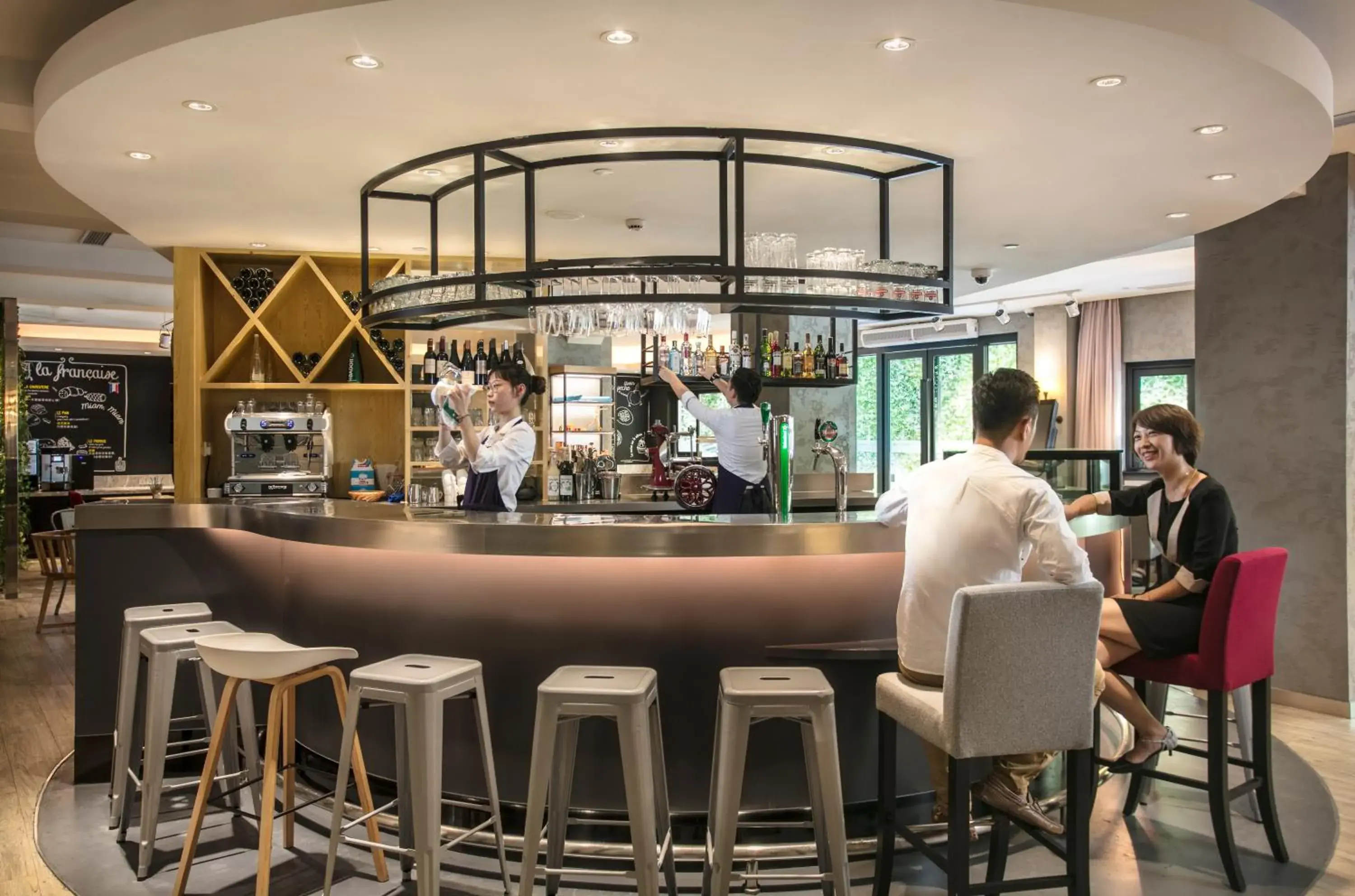 Lounge or bar in Campanile Shanghai Railway Station and People's Square Lounge or bar in Campanile Shanghai Railway Station and People's Square