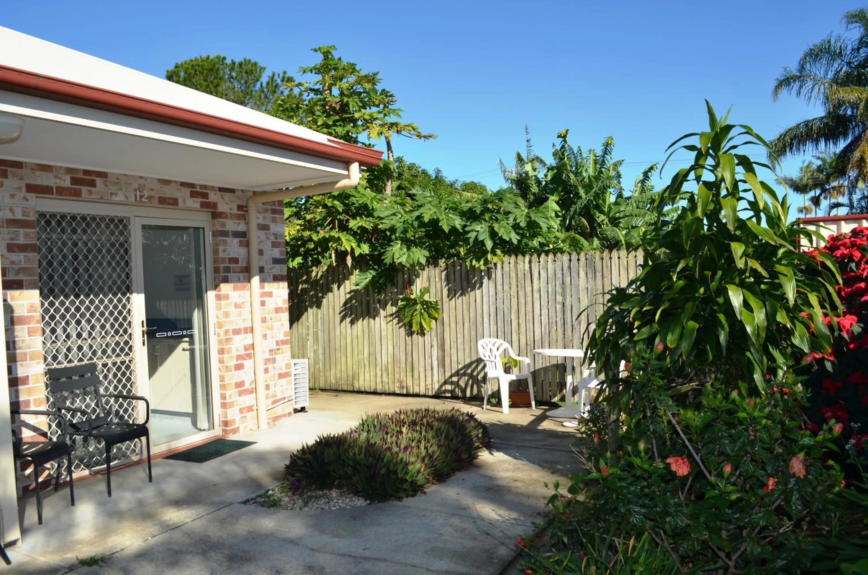 Property building in Redland Bay Motel
