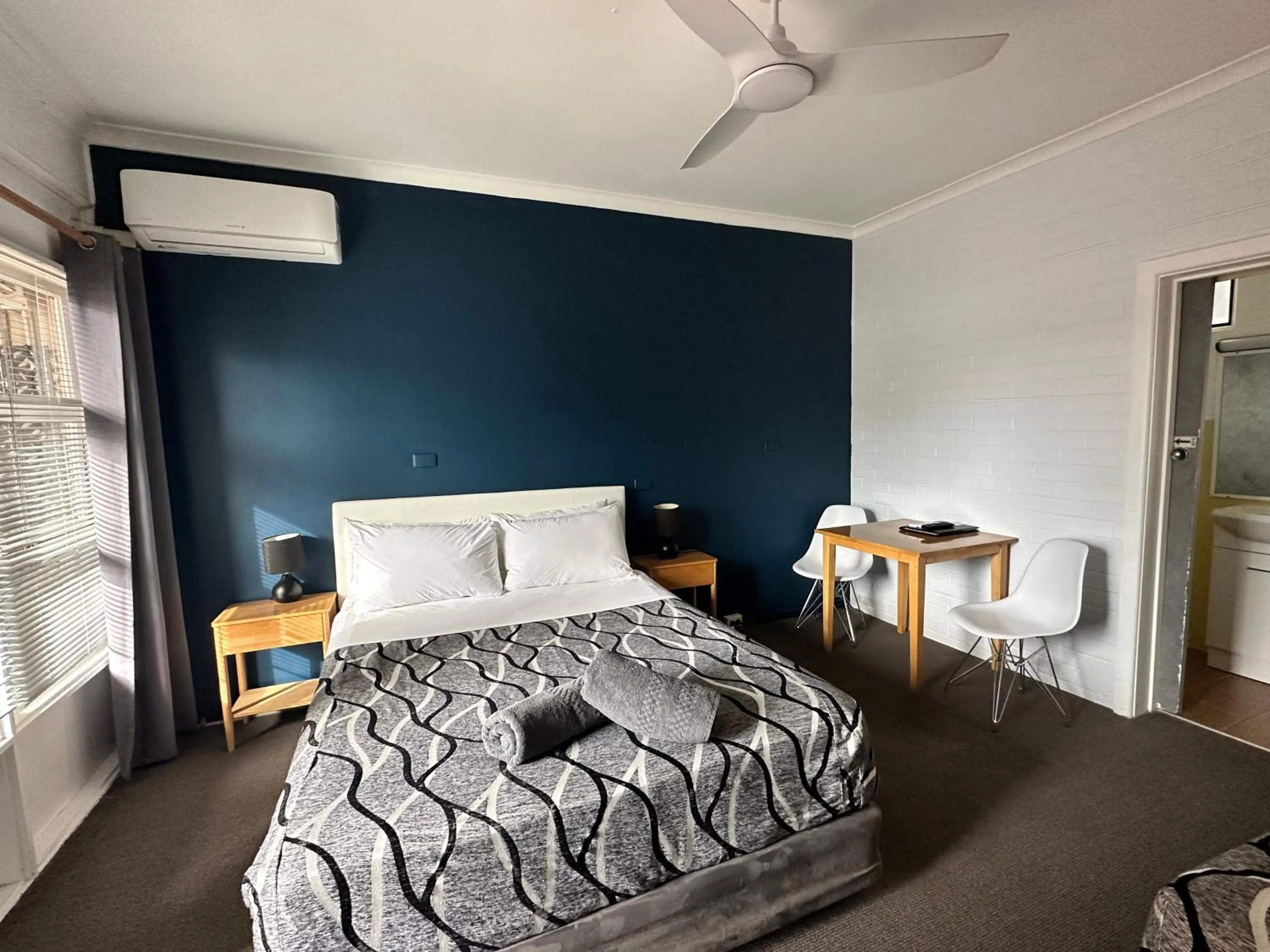 Bed in Beach House Mollymook