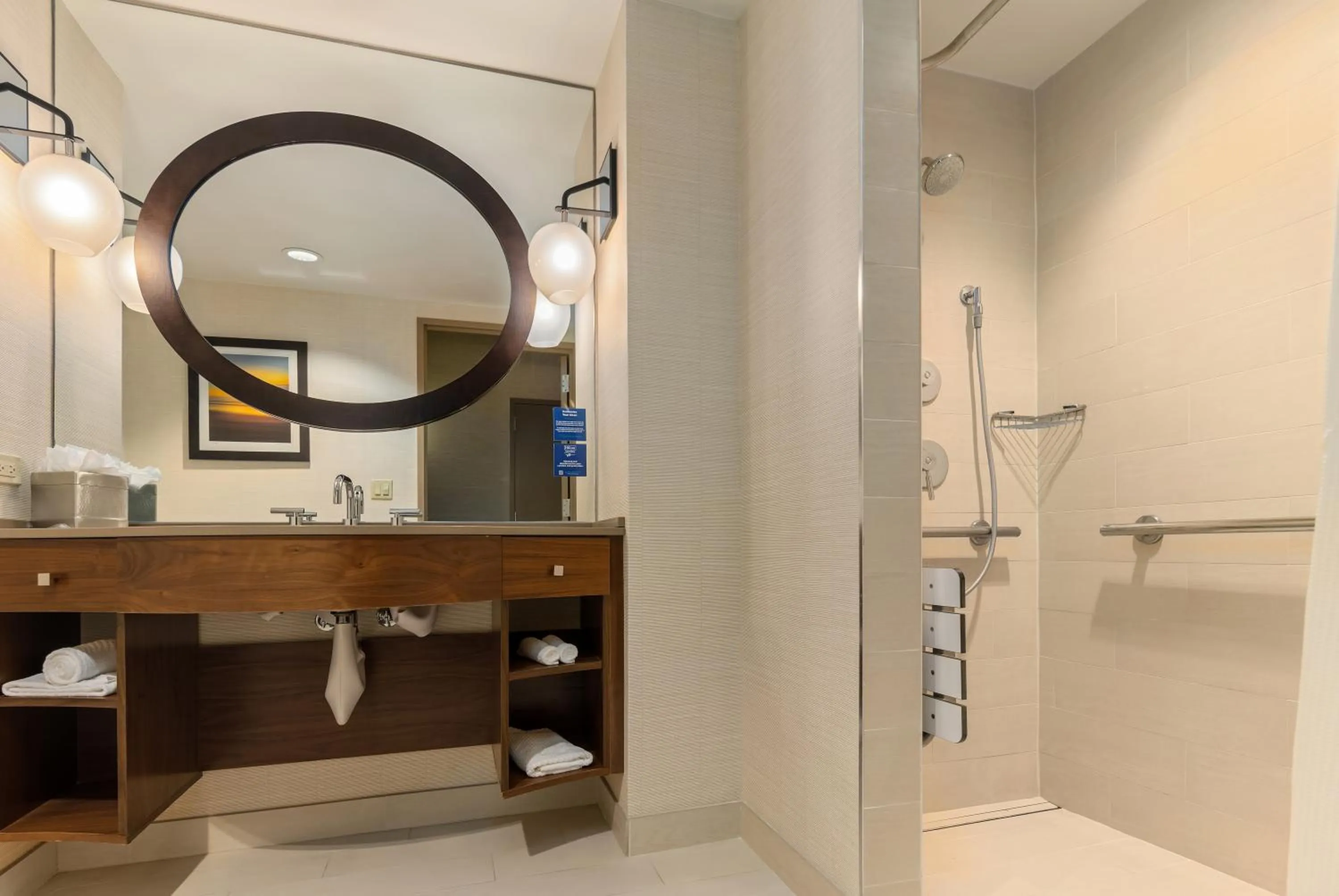 Shower in Hilton La Jolla Torrey Pines