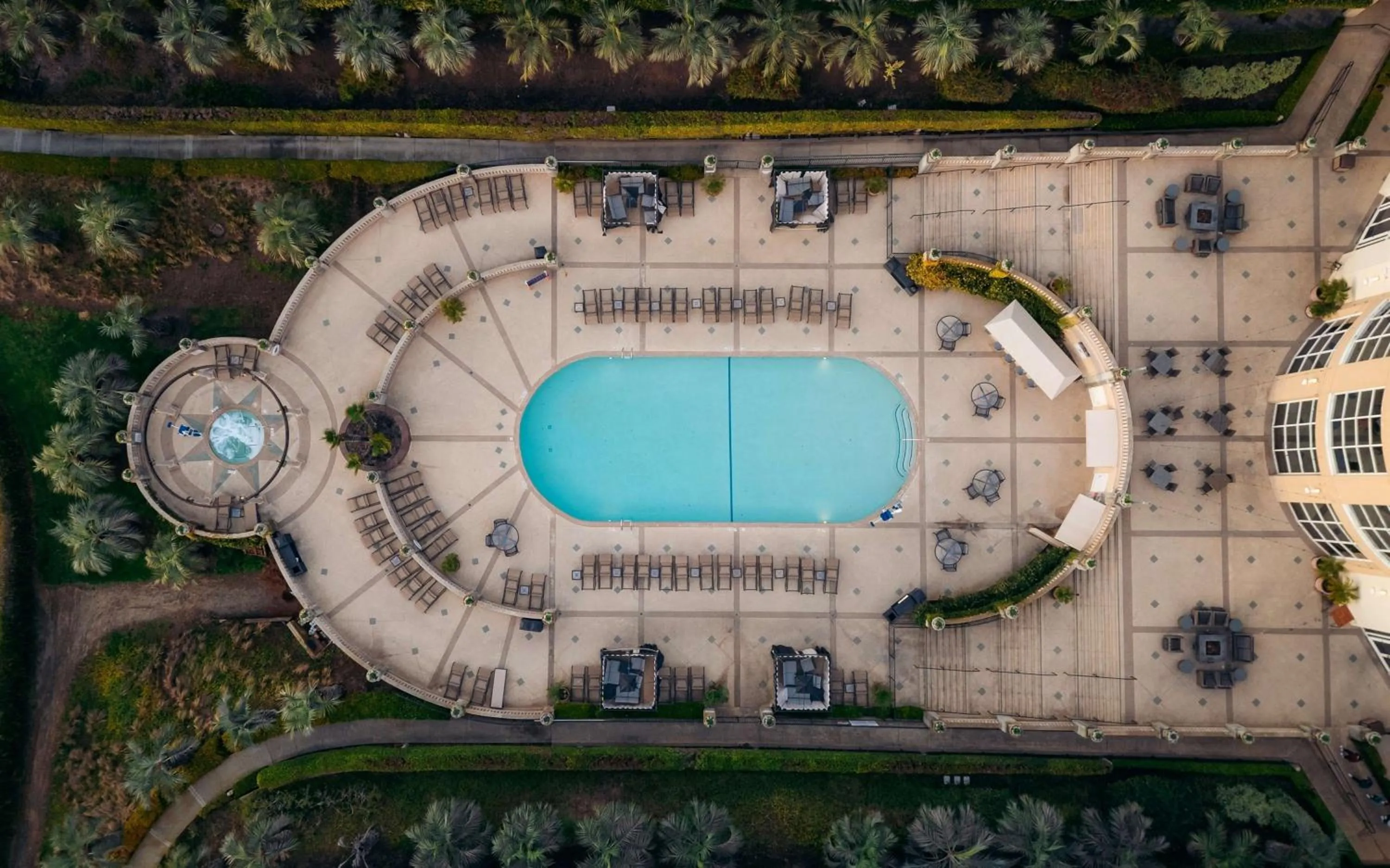 Swimming pool in Hilton La Jolla Torrey Pines