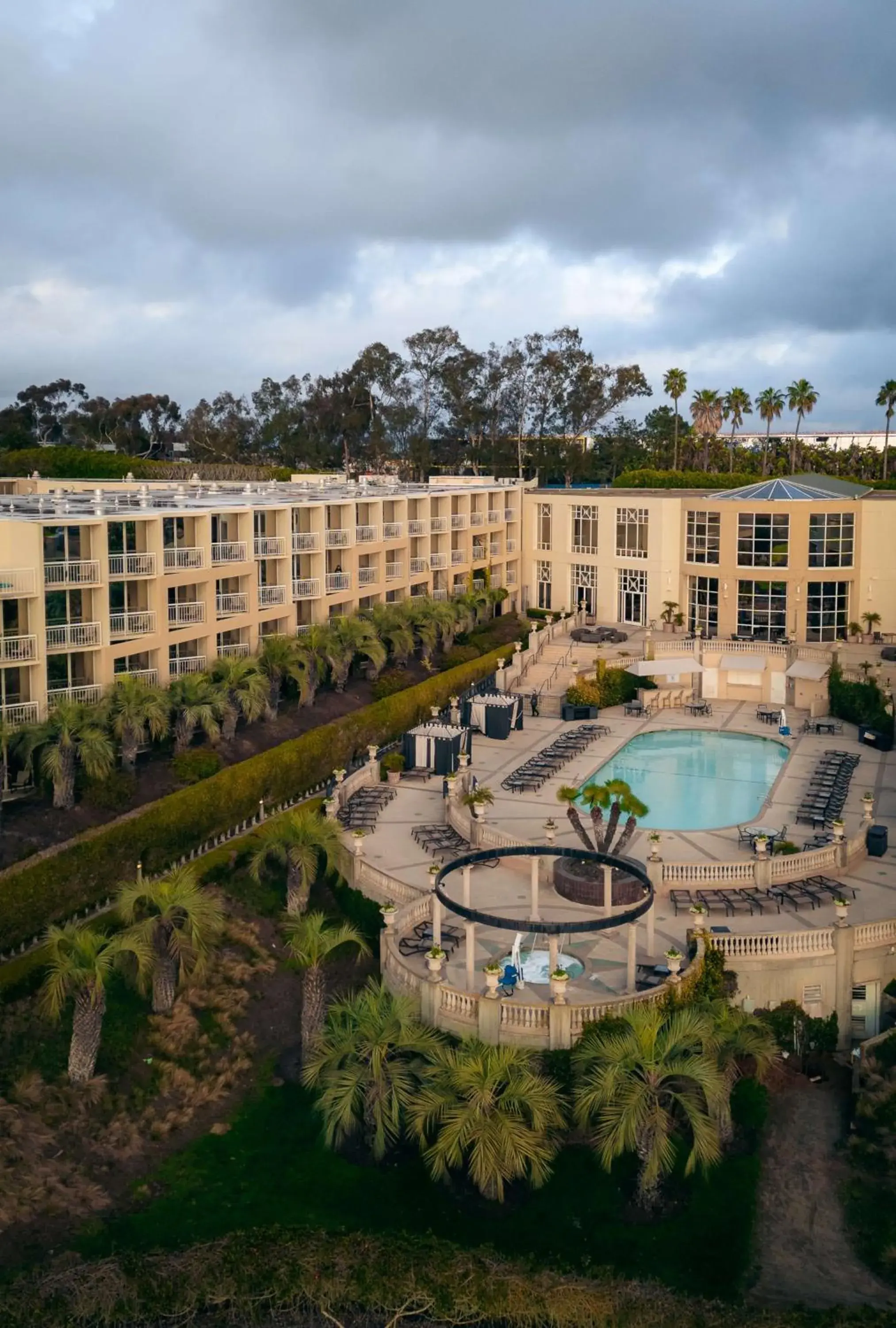 Pool view in Hilton La Jolla Torrey Pines Pool view in Hilton La Jolla Torrey Pines