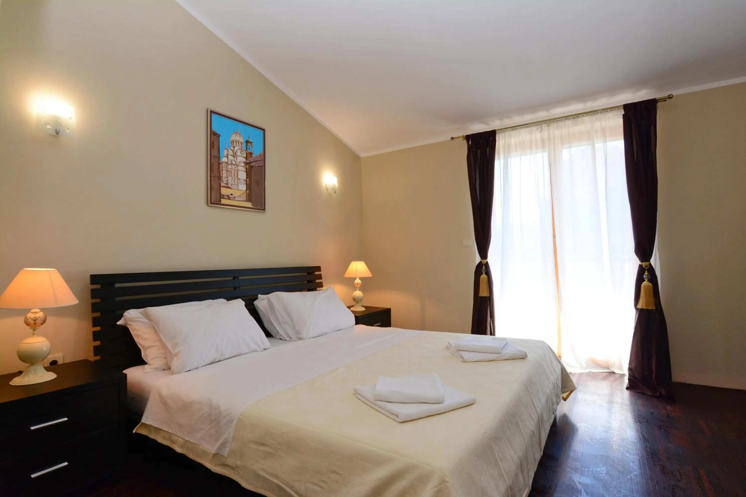 Bed in Luxury Room Uzorita B&B