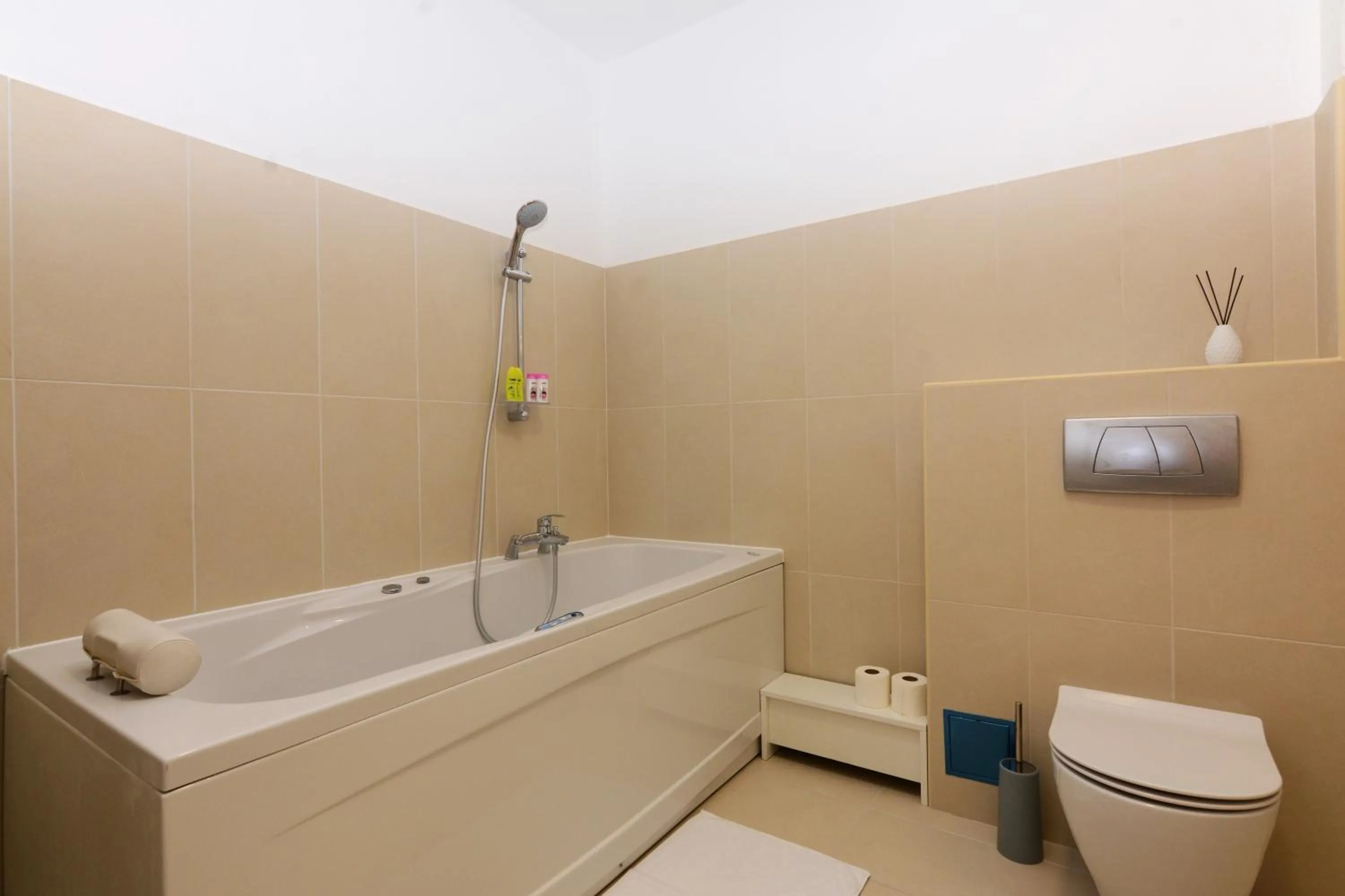 Toilet in Luxury Room Uzorita B&B