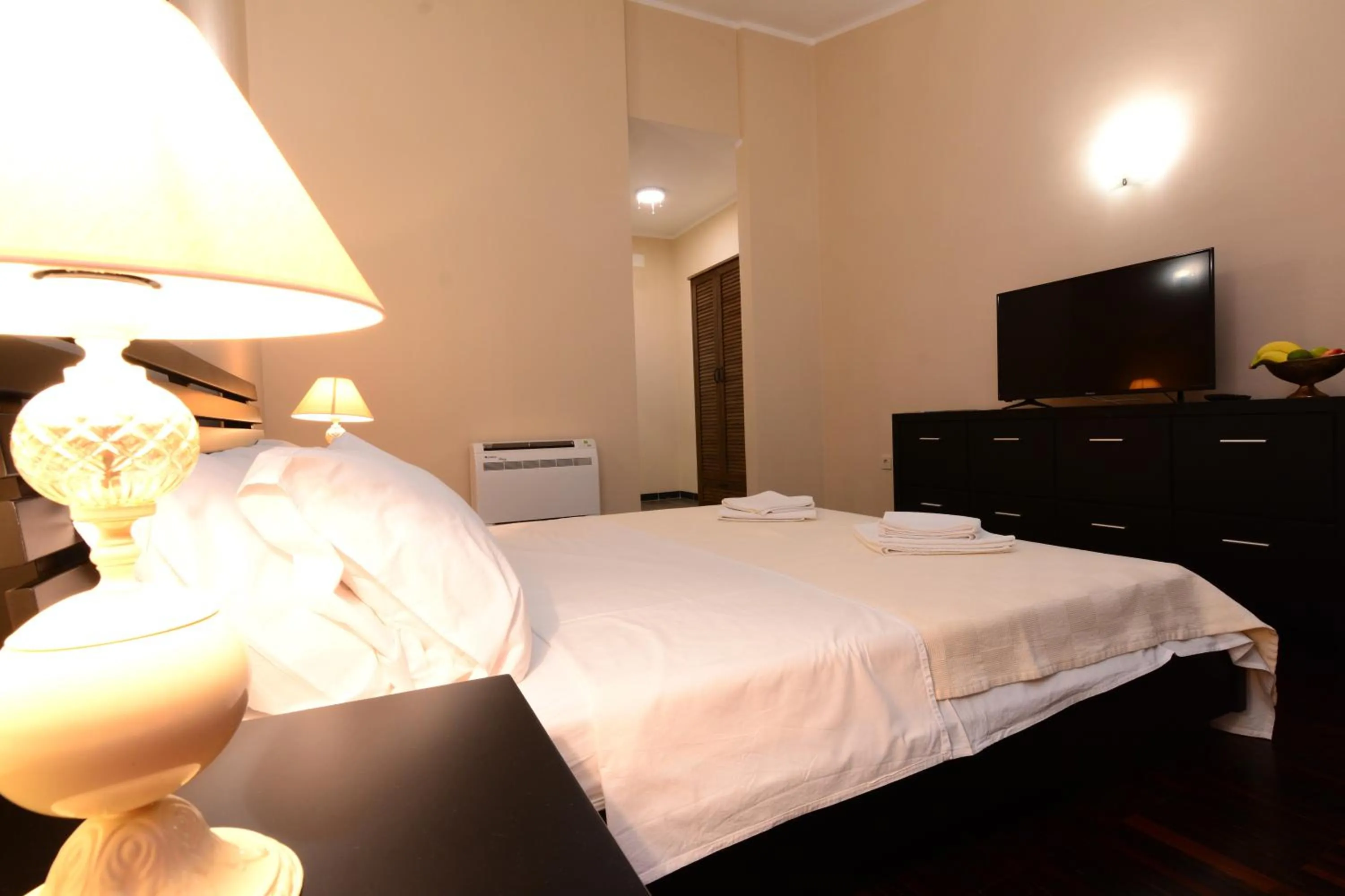 TV and multimedia, Bed in Luxury Room Uzorita B&B