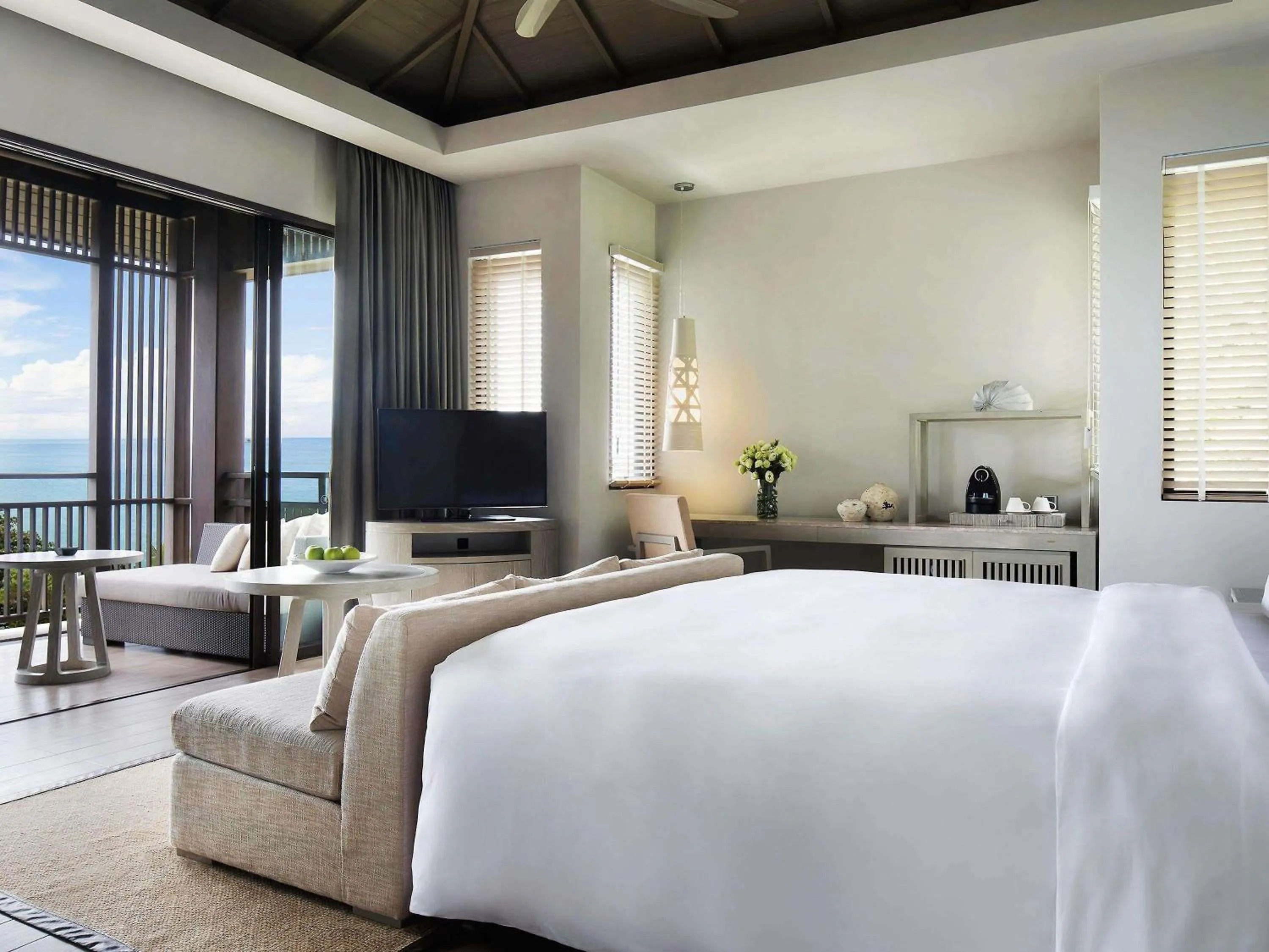Bedroom, Bed in Pullman Phuket Arcadia Naithon Beach