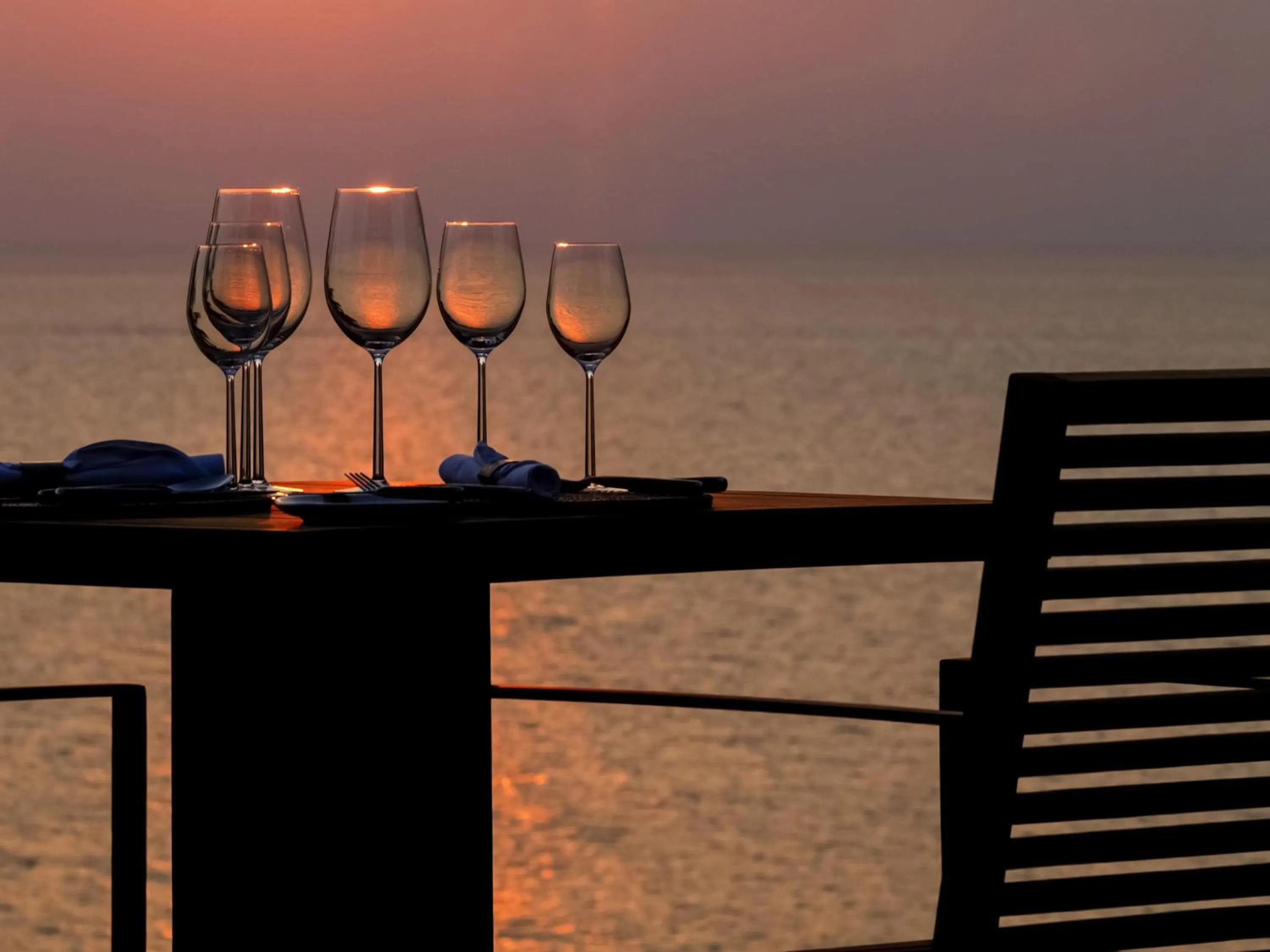 Restaurant/places to eat in Pullman Phuket Arcadia Naithon Beach