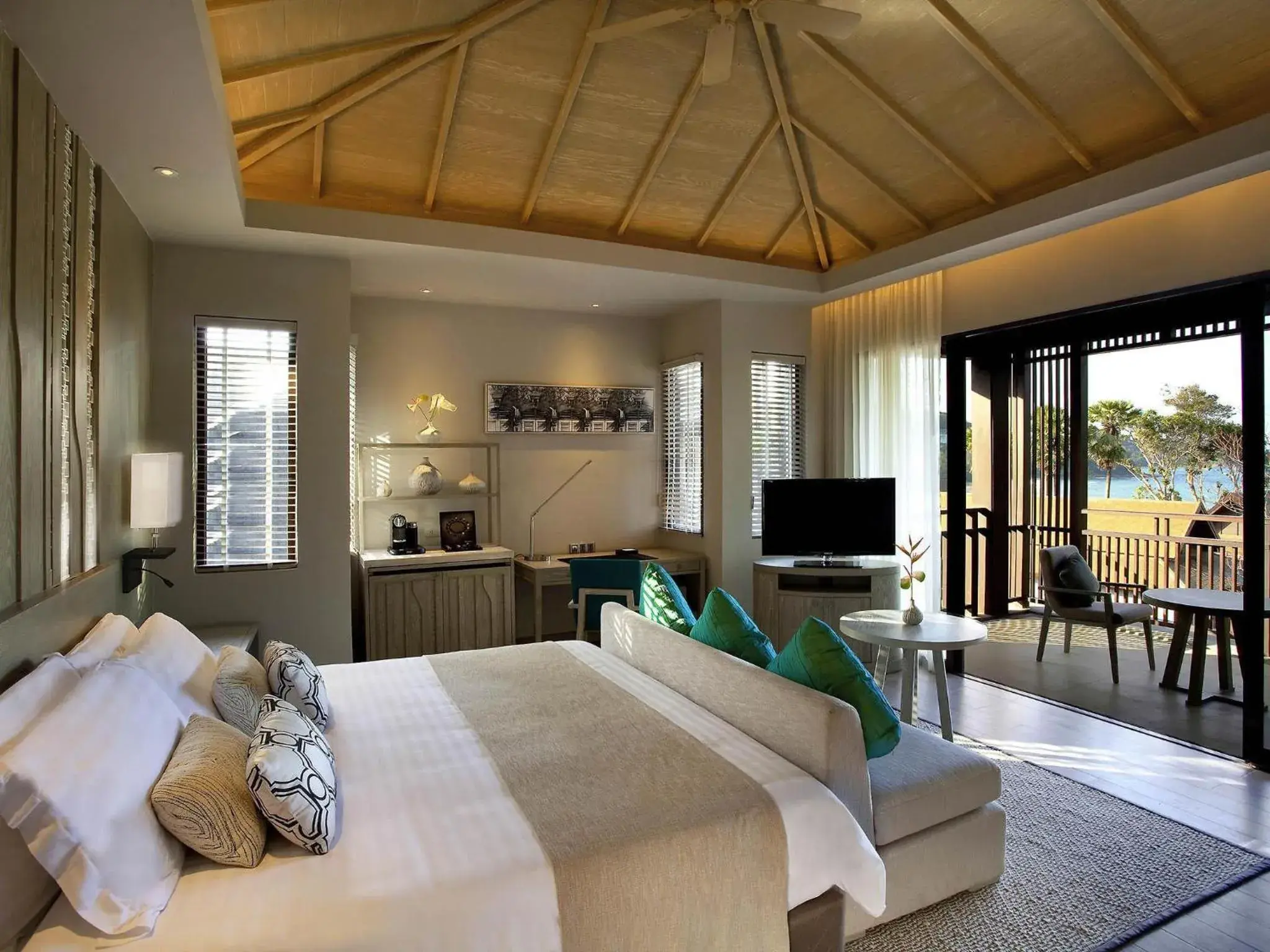 Bedroom, Bed in Pullman Phuket Arcadia Naithon Beach Bedroom, Bed in Pullman Phuket Arcadia Naithon Beach