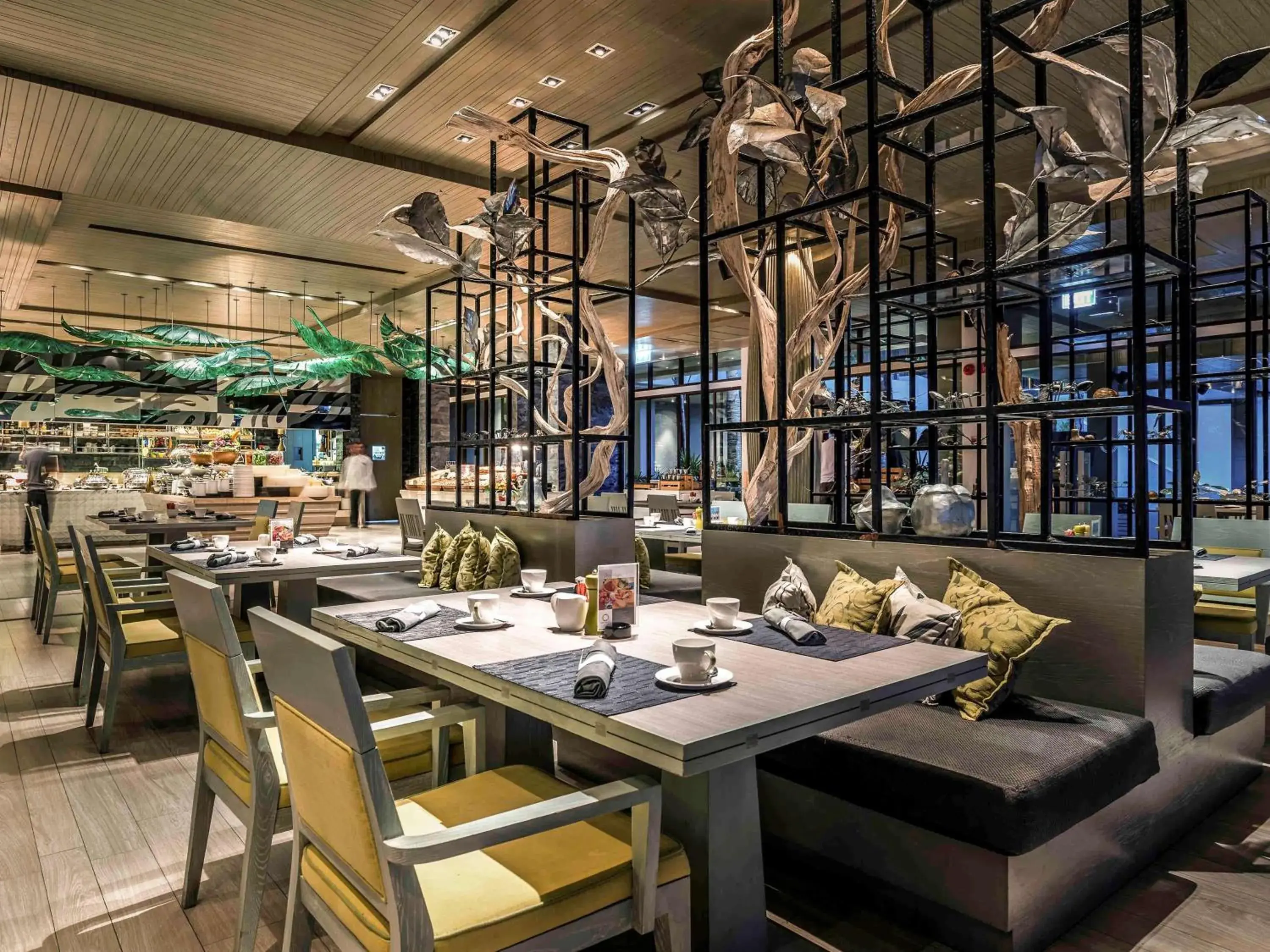 Restaurant/places to eat in Pullman Phuket Arcadia Naithon Beach Restaurant/places to eat in Pullman Phuket Arcadia Naithon Beach
