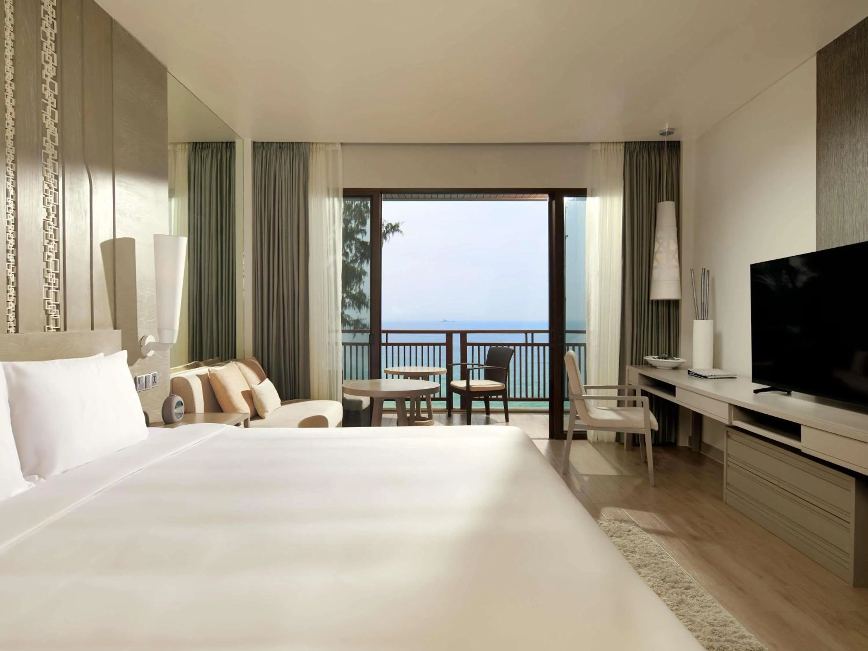 Bedroom, Bed in Pullman Phuket Arcadia Naithon Beach