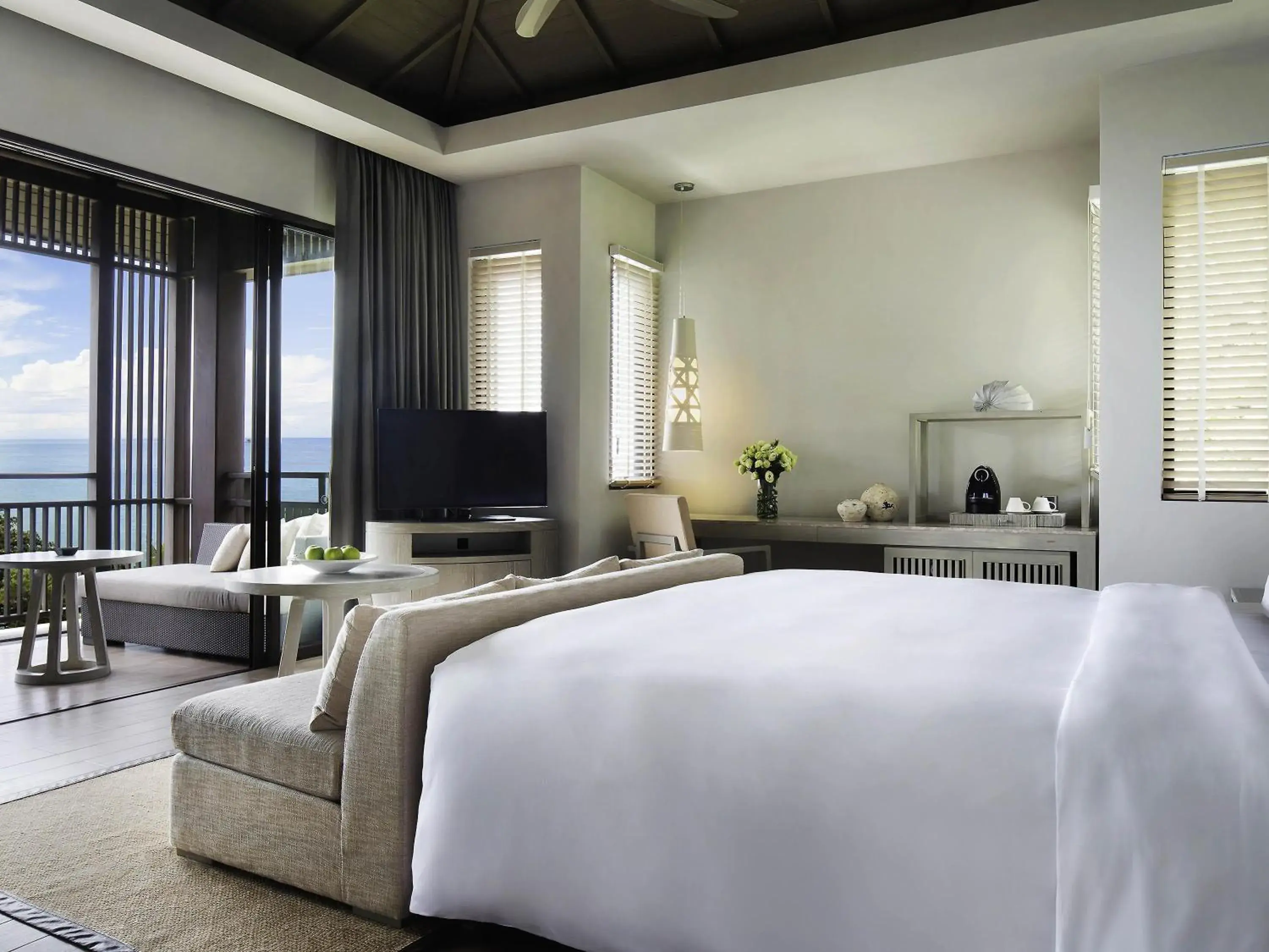 Bedroom, Bed in Pullman Phuket Arcadia Naithon Beach Bedroom, Bed in Pullman Phuket Arcadia Naithon Beach