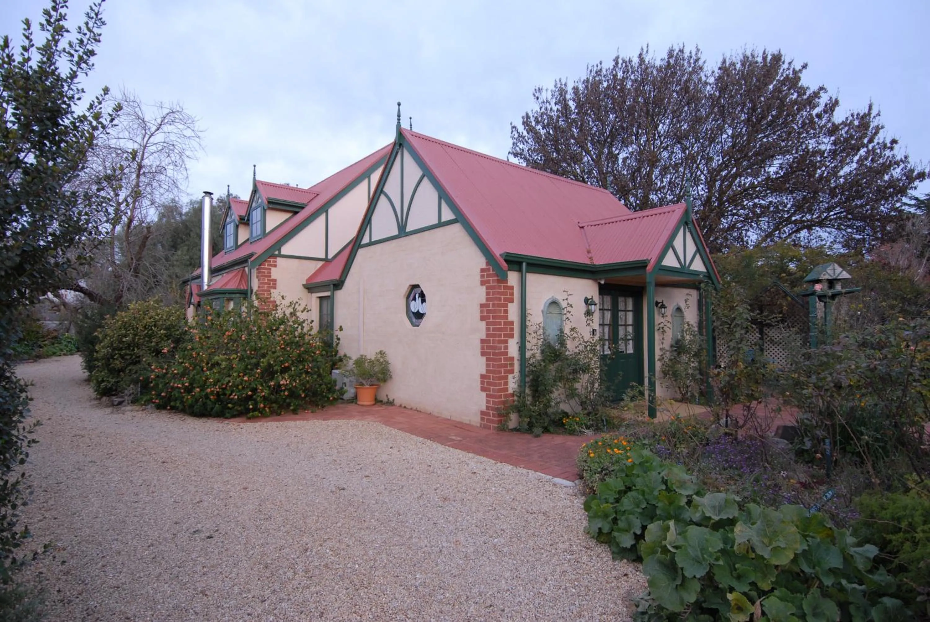 Facade/entrance in The Dove Cote