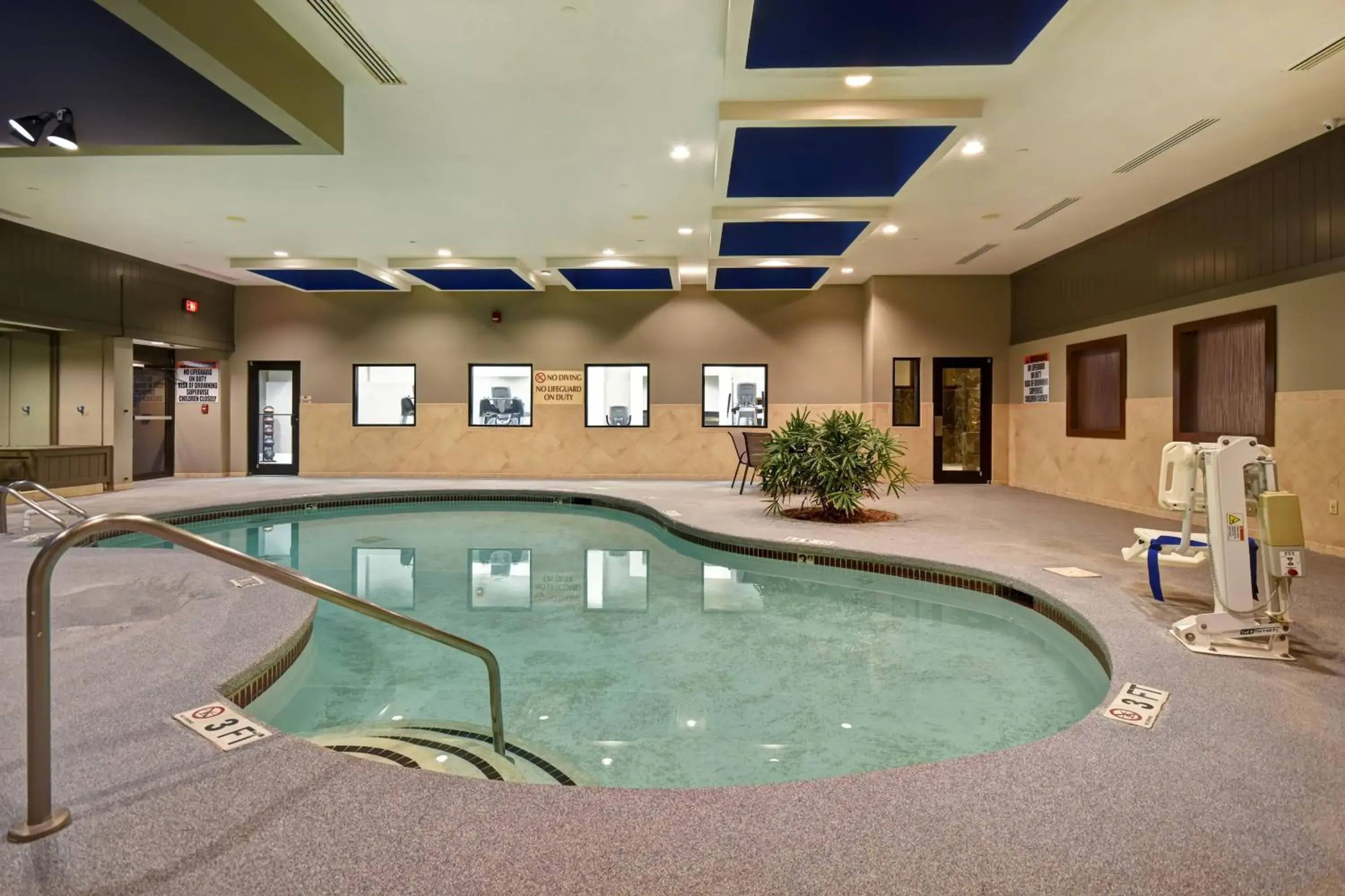 Pool view in DoubleTree by Hilton Augusta Pool view in DoubleTree by Hilton Augusta