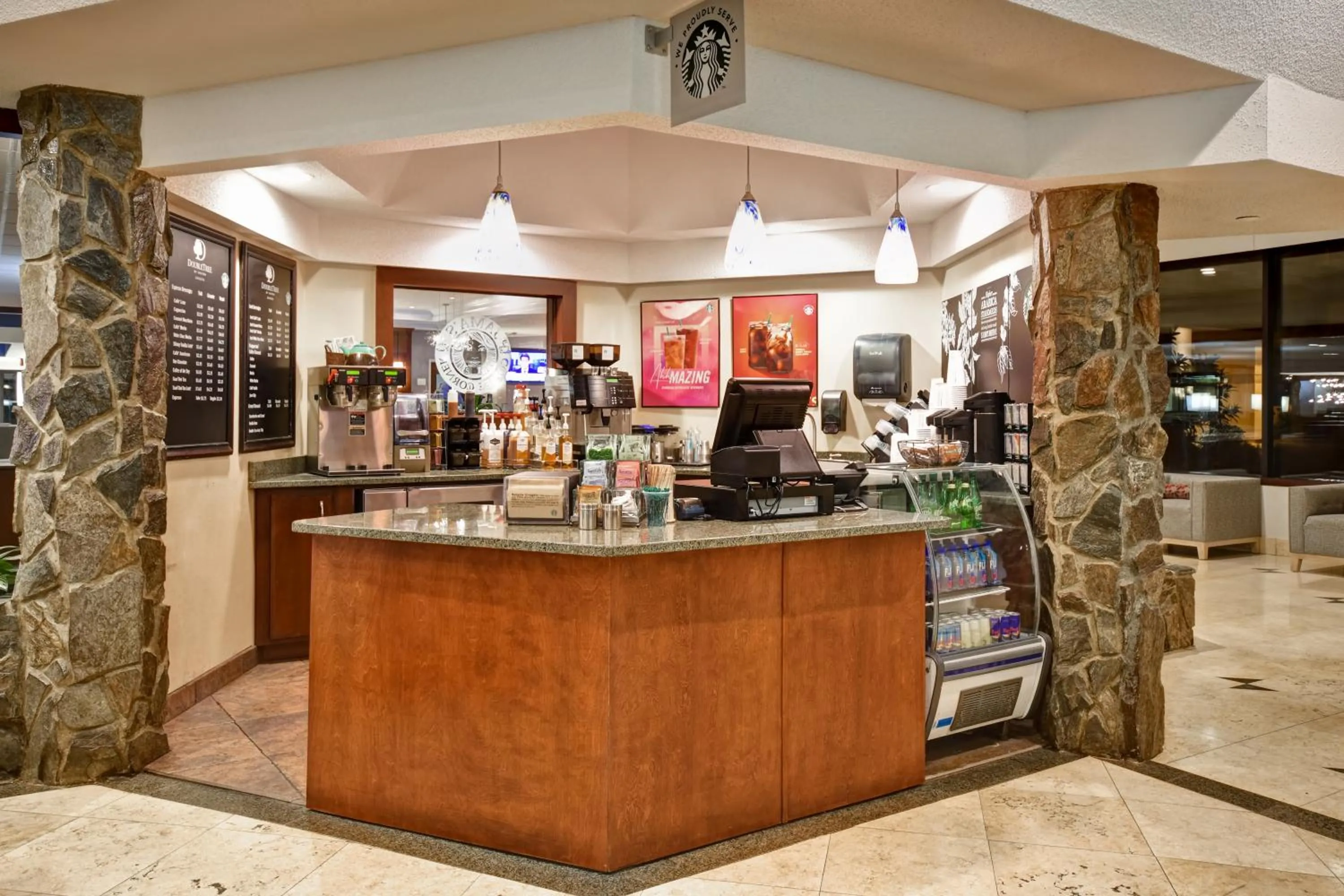 Coffee/tea facilities in DoubleTree by Hilton Augusta