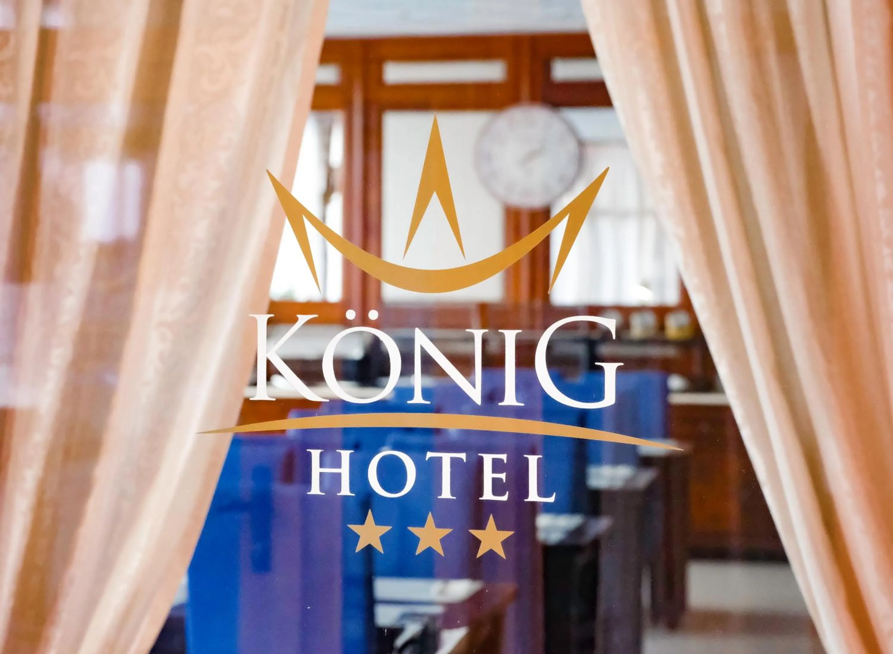 Logo/Certificate/Sign in König Hotel