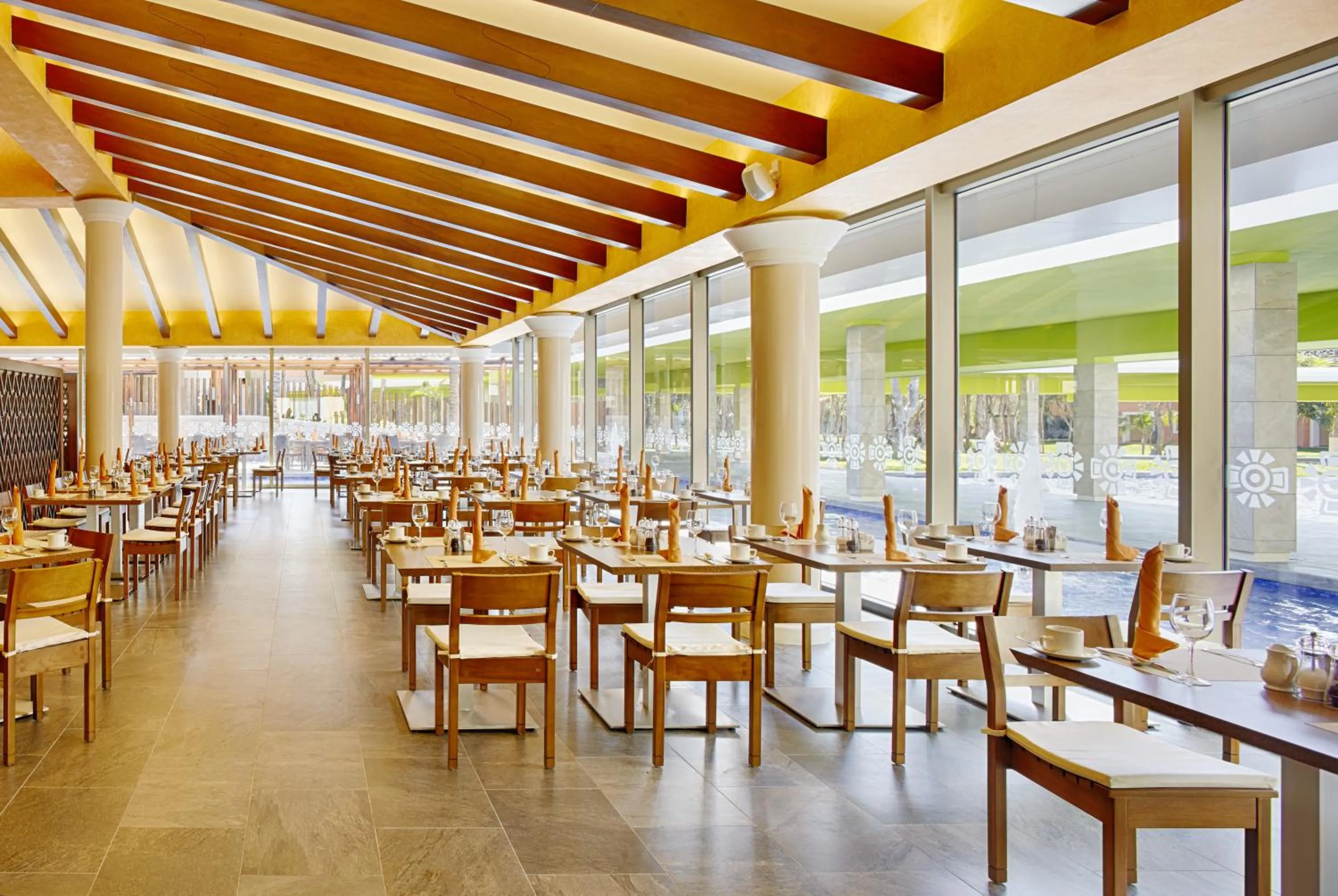 Restaurant/places to eat in Barceló Maya Beach - All Inclusive