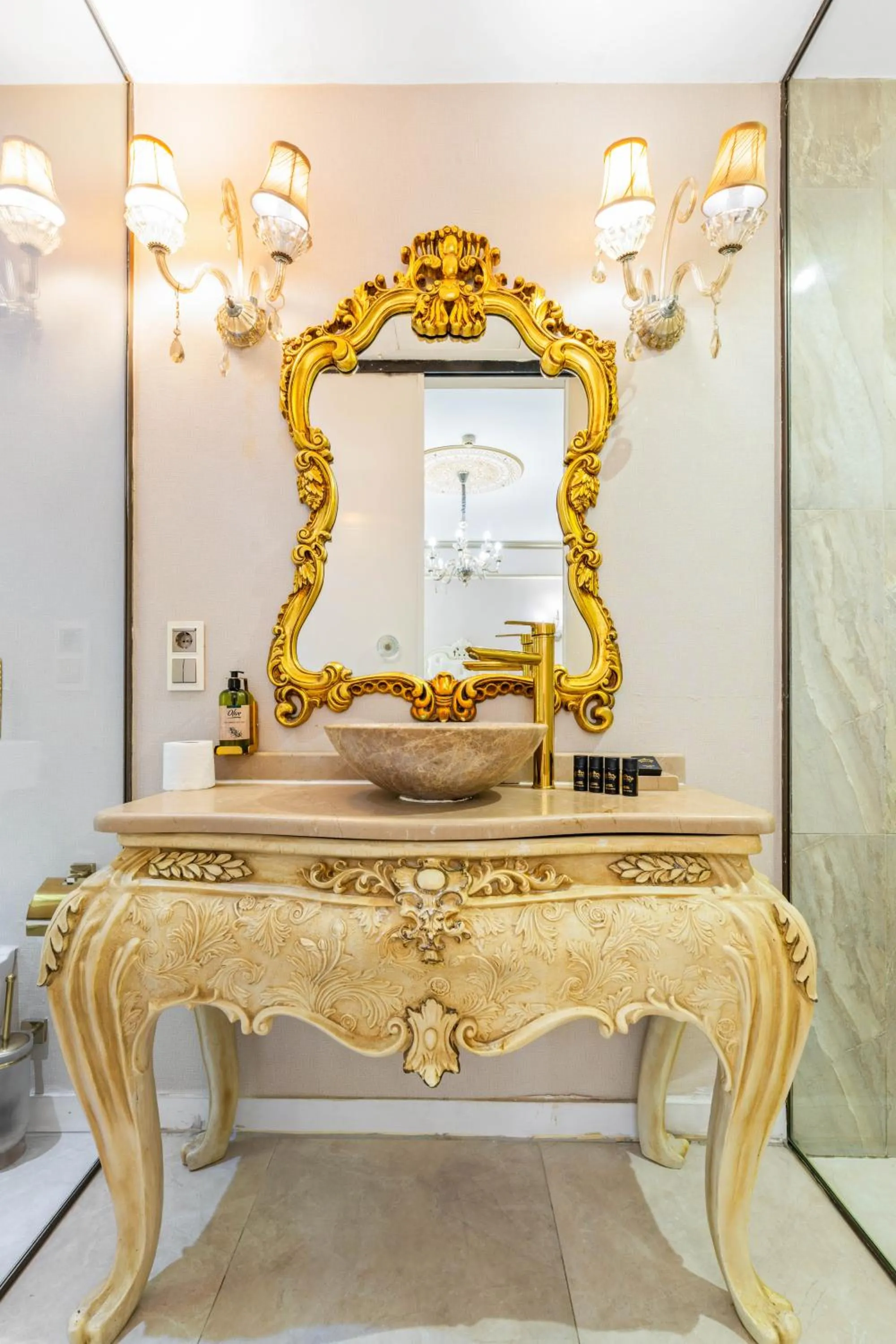 Bathroom in Elegance East Hotel