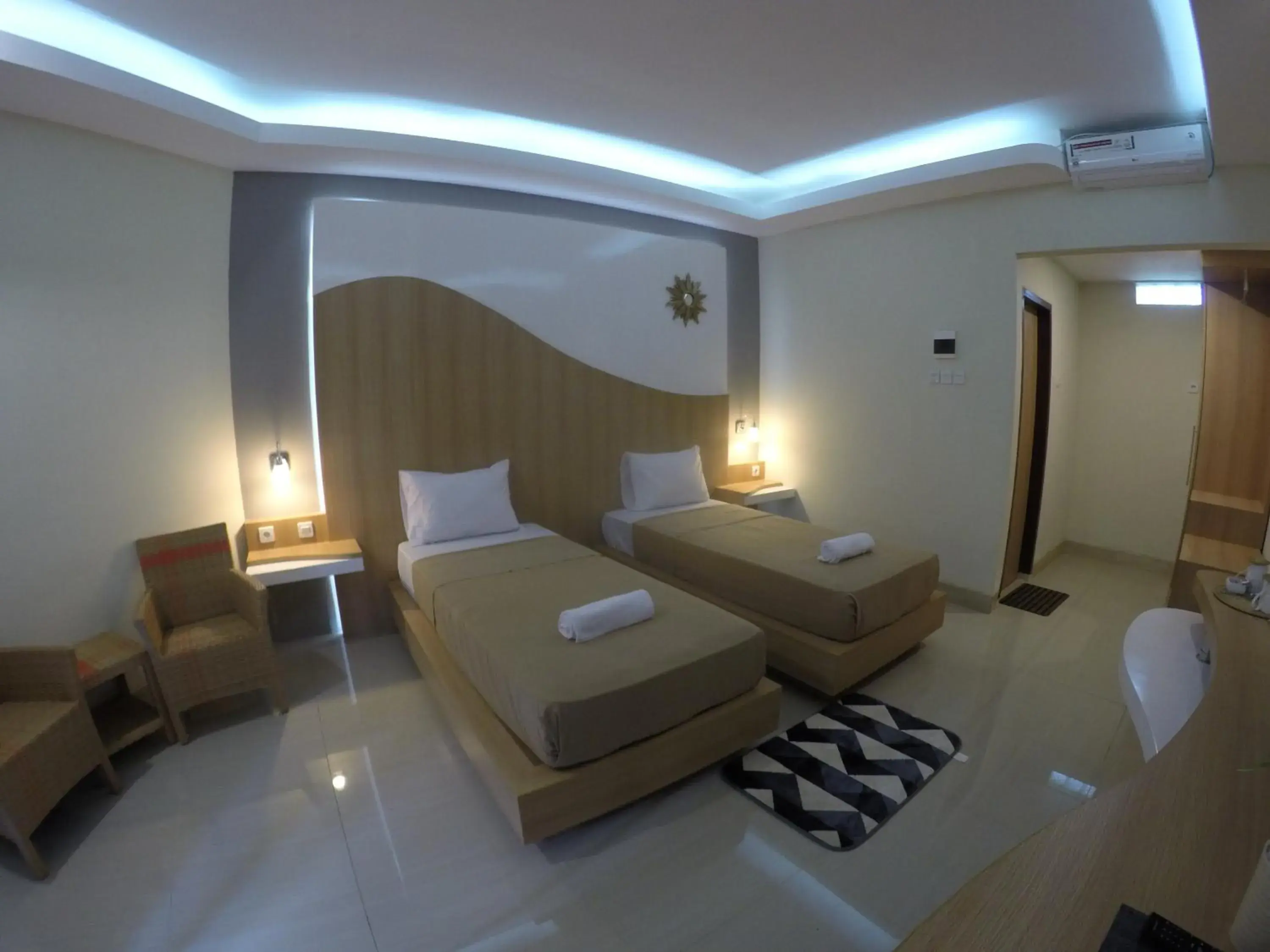 Deluxe Twin Room in Coral Beach 2 Bungalow Deluxe Twin Room in Coral Beach 2 Bungalow