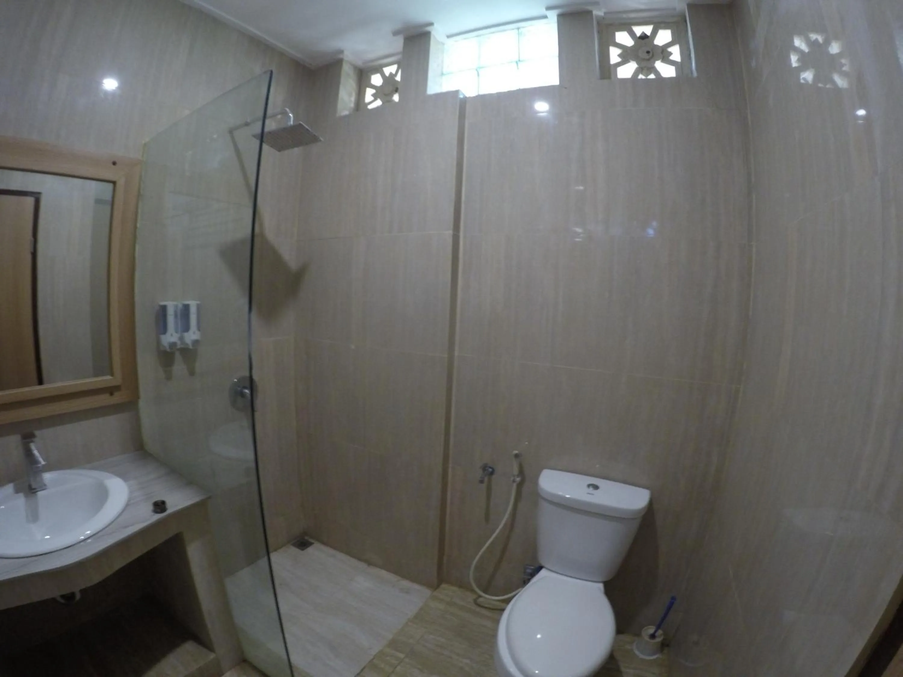 Bathroom in Coral Beach 2 Bungalow