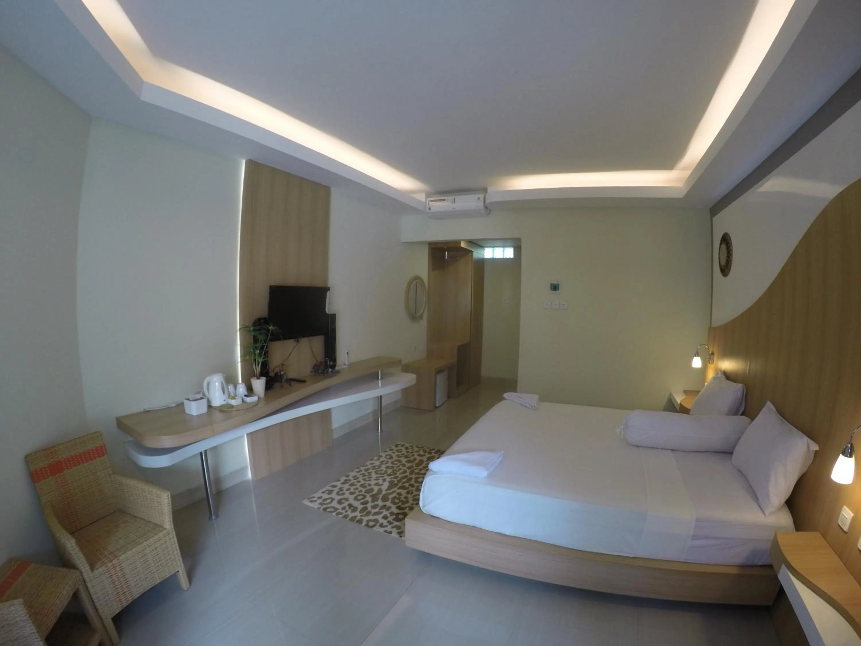 Photo of the whole room, Bed in Coral Beach 2 Bungalow